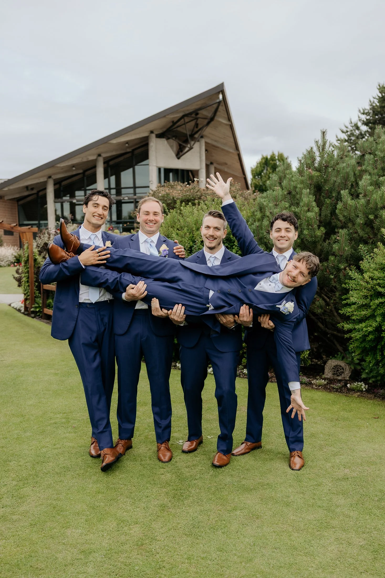 Mayfair lakes Richmond, BC wedding www.dynamicweddings.ca vancouver wedding officiant, celebrant, MC, DJ, Day of Coordinator wedding planner - 52.jpg