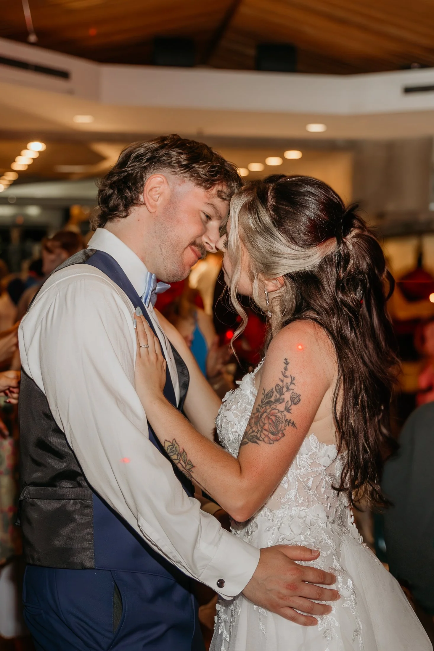 Mayfair lakes Richmond, BC wedding www.dynamicweddings.ca vancouver wedding officiant, celebrant, MC, DJ, Day of Coordinator wedding planner - 84.jpg