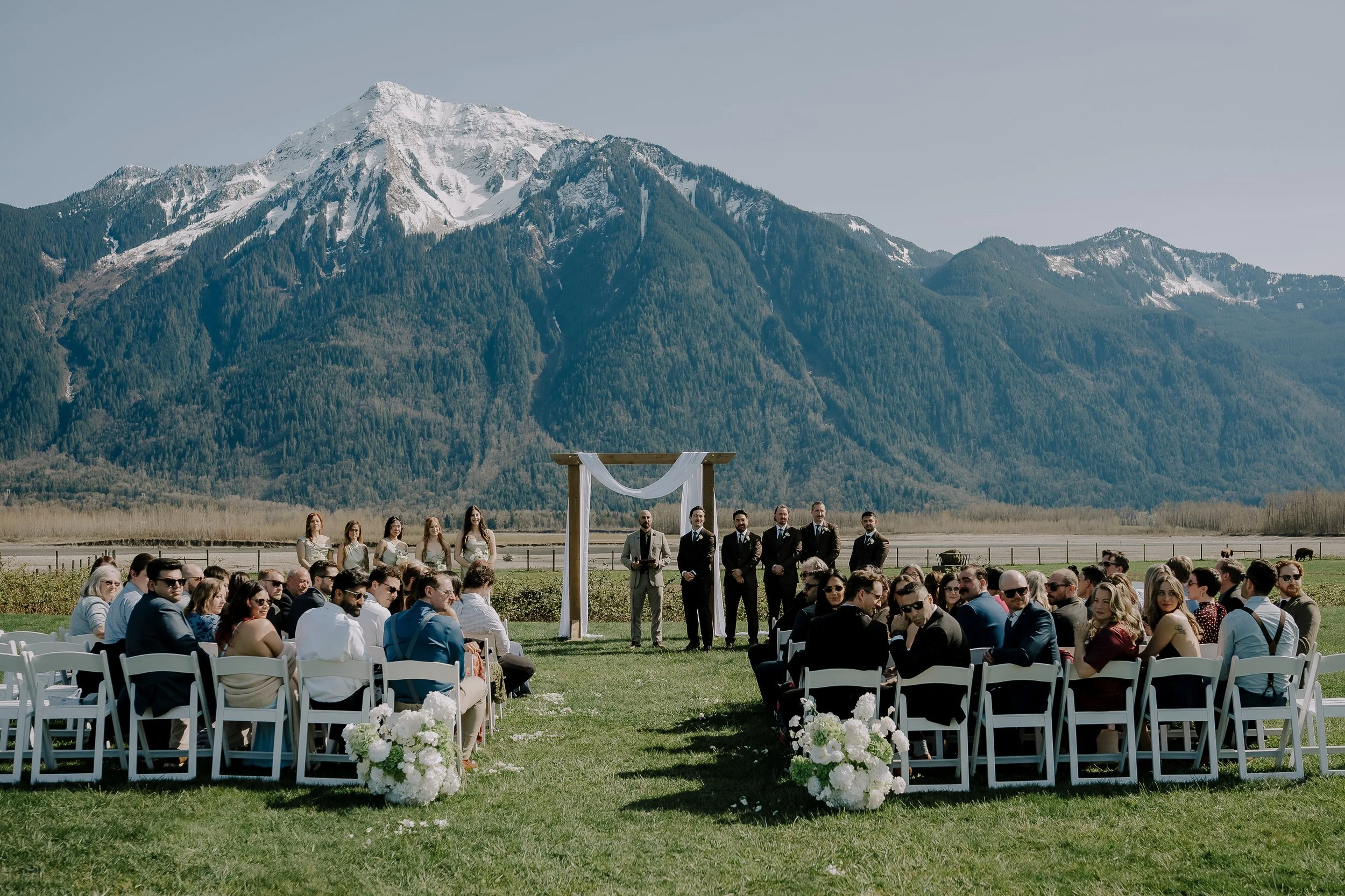 H&S Fraser River Lodge wedding by www.dynamicweddings.ca Officiant DJ photographer Vancouver wedding-37.jpg