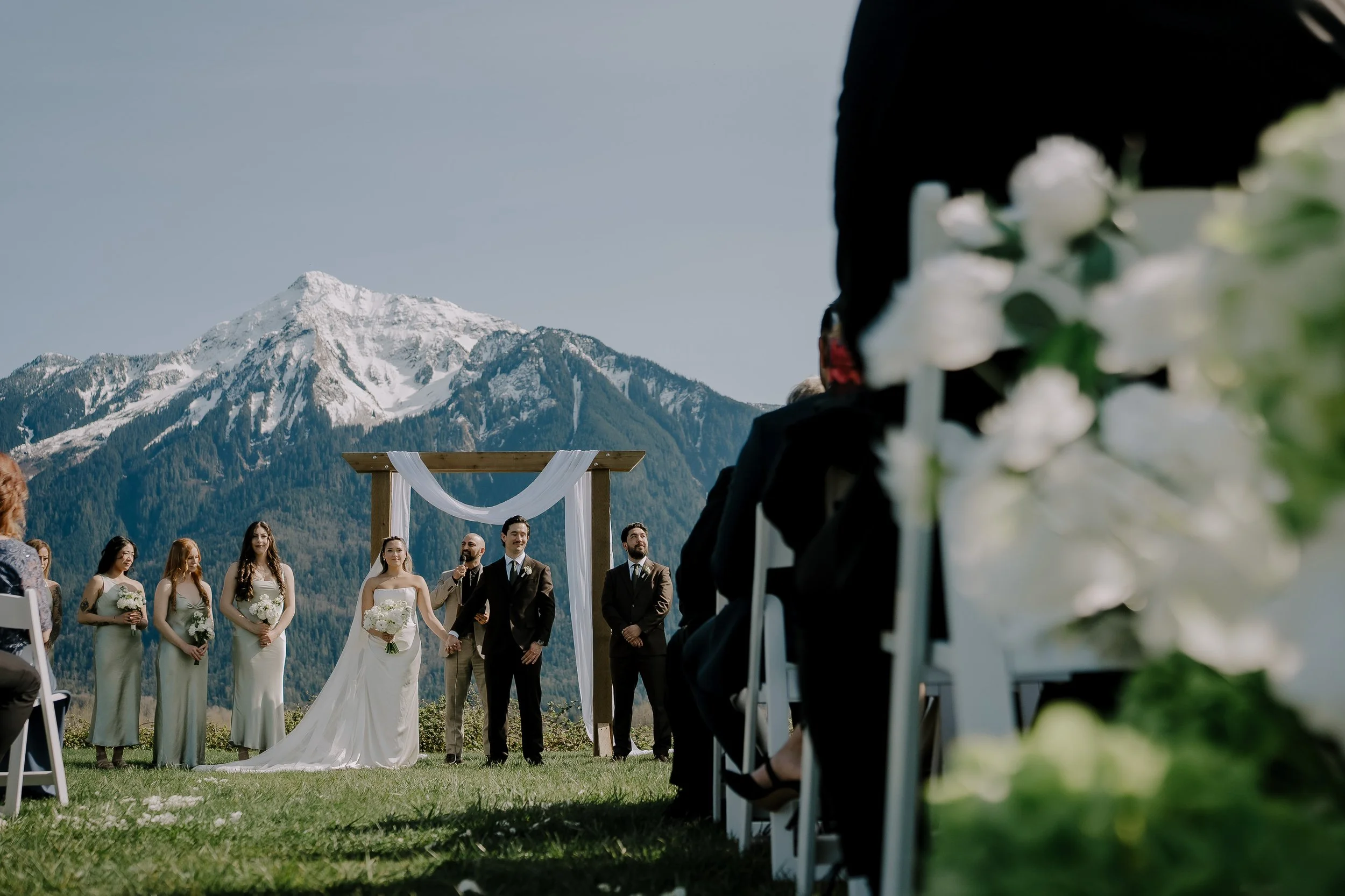 H&S Fraser River Lodge wedding by www.dynamicweddings.ca Officiant DJ photographer Vancouver wedding-42.jpg