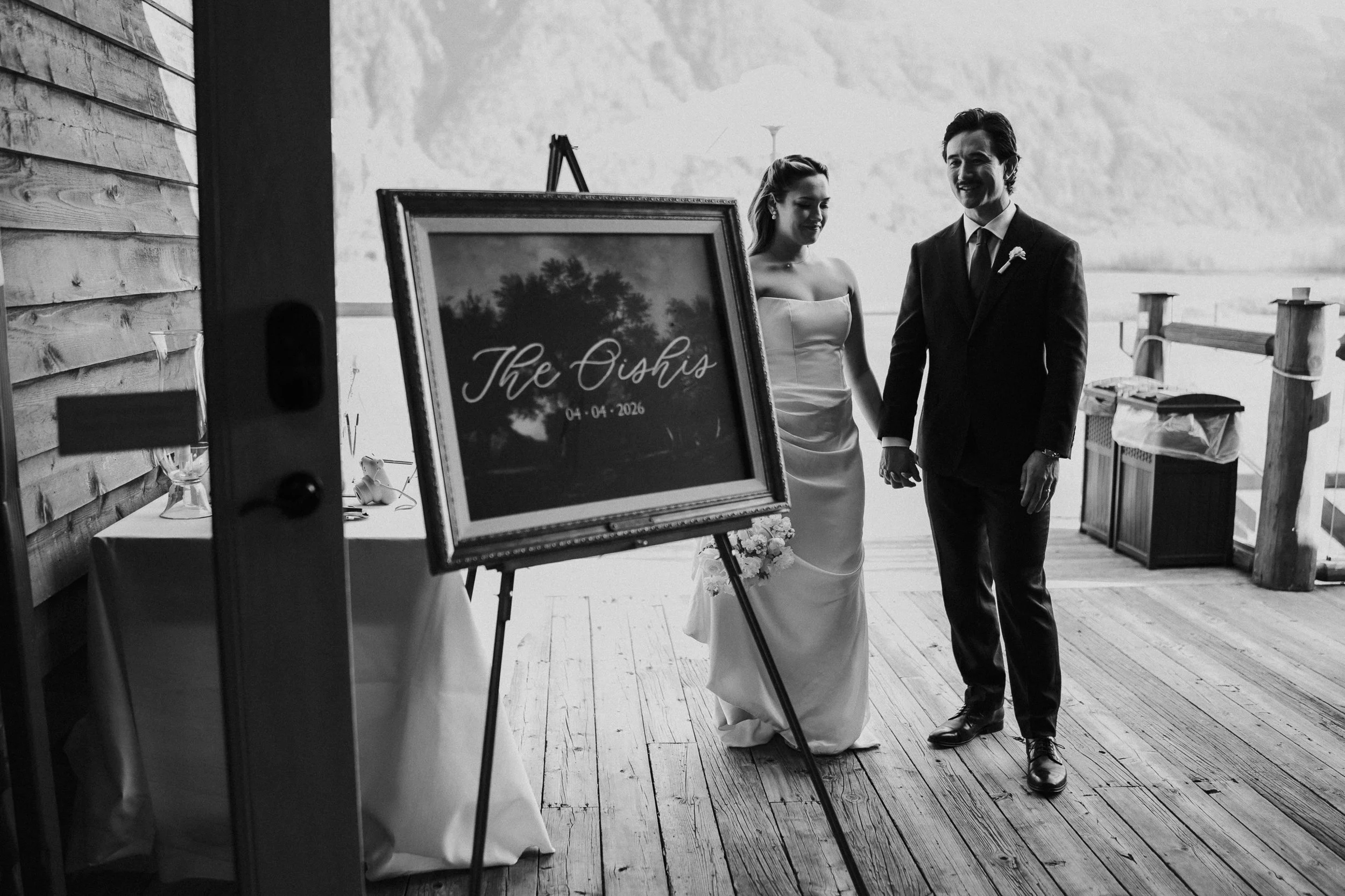 H&S Fraser River Lodge wedding by www.dynamicweddings.ca Officiant DJ photographer Vancouver wedding-94.jpg