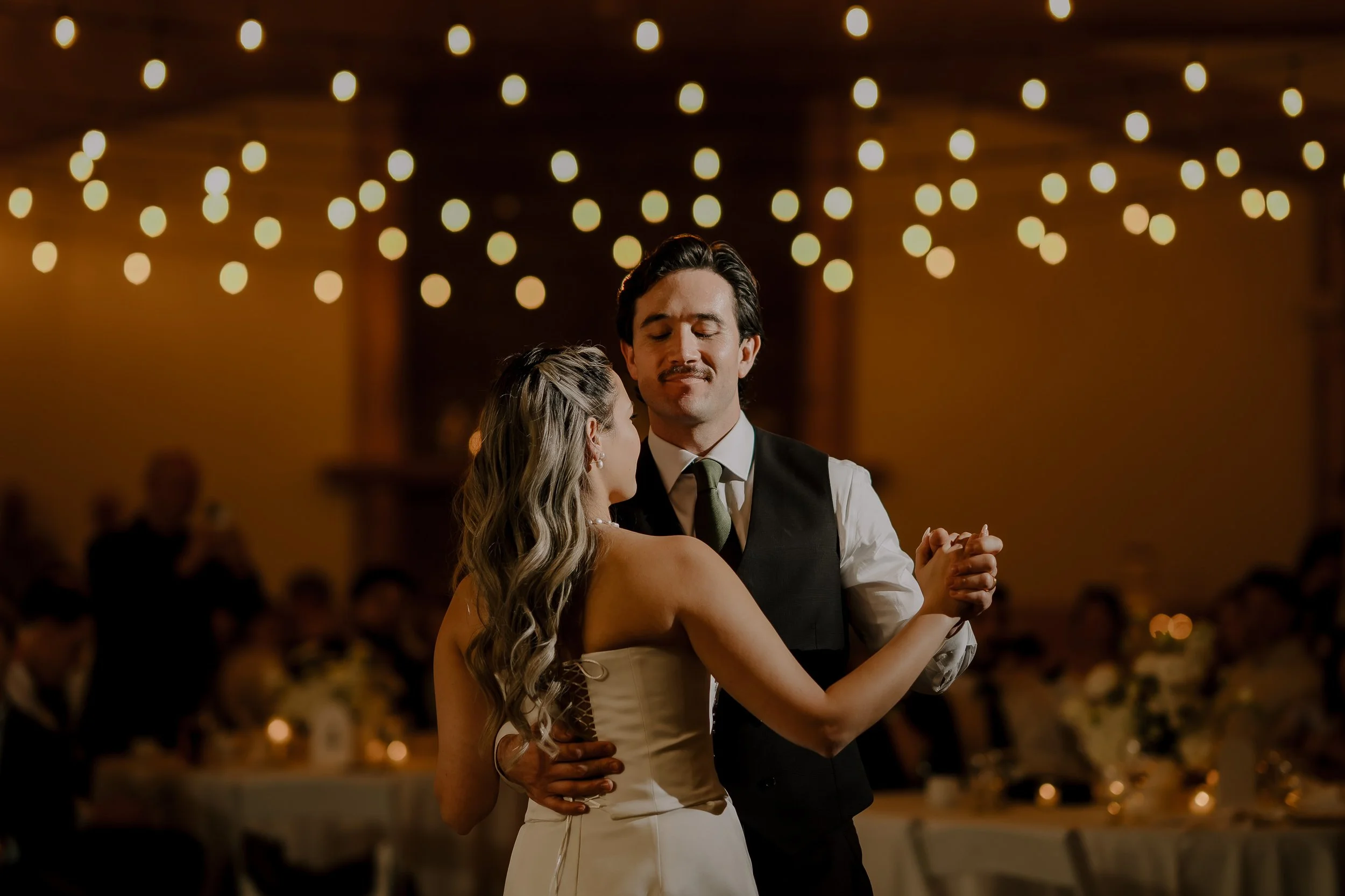 H&S Fraser River Lodge wedding by www.dynamicweddings.ca Officiant DJ photographer Vancouver wedding-140.jpg