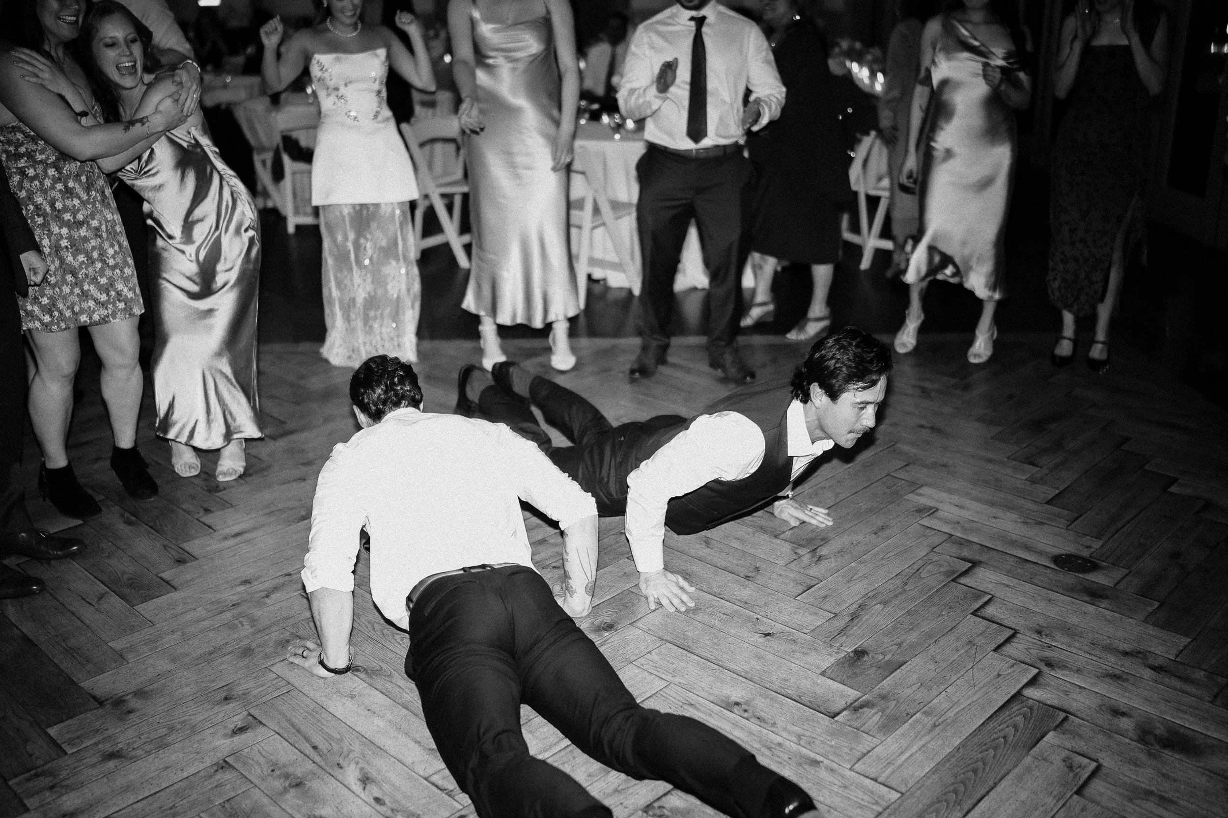 H&S Fraser River Lodge wedding by www.dynamicweddings.ca Officiant DJ photographer Vancouver wedding-160.jpg