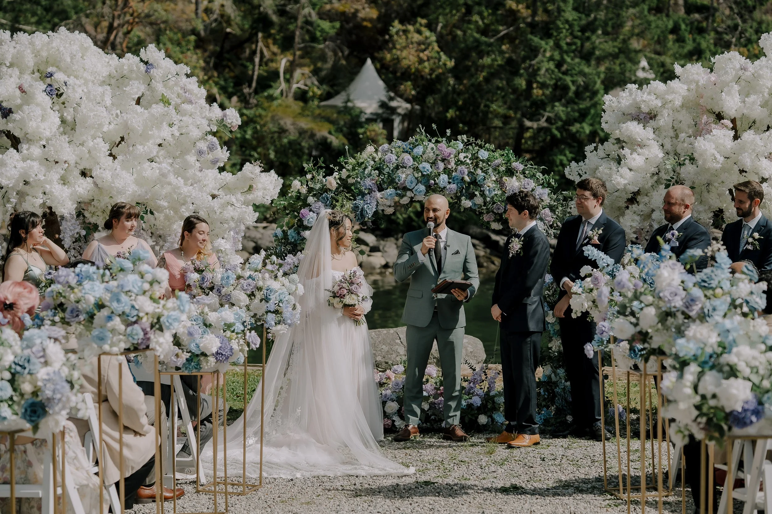 H&A Dynamic Weddings photography photographer Rockwater secret cove, sechelt officiant, dj, planner, coordinator - -31.jpg