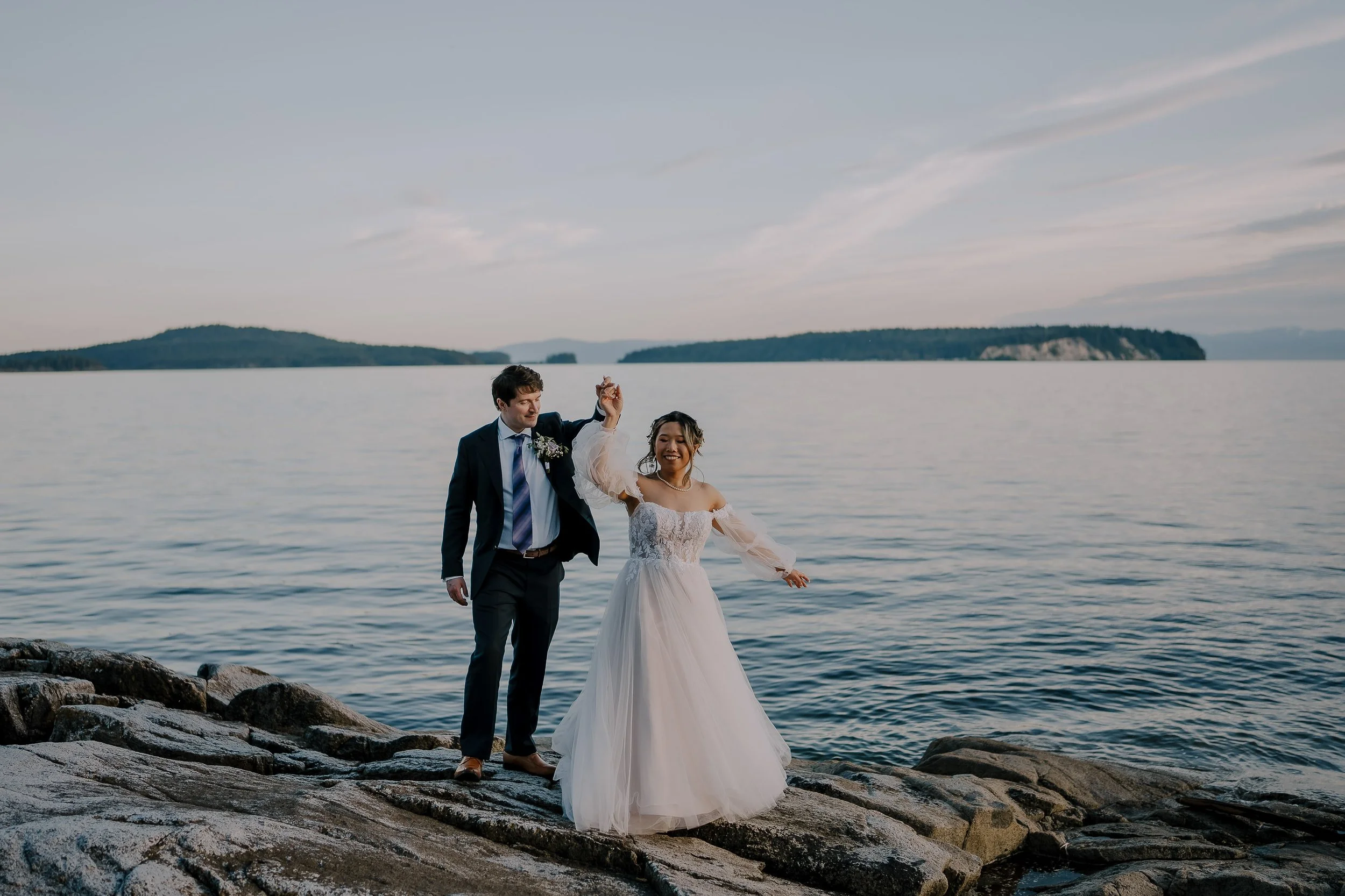H&A Dynamic Weddings photography photographer Rockwater secret cove, sechelt officiant, dj, planner, coordinator - -73.jpg