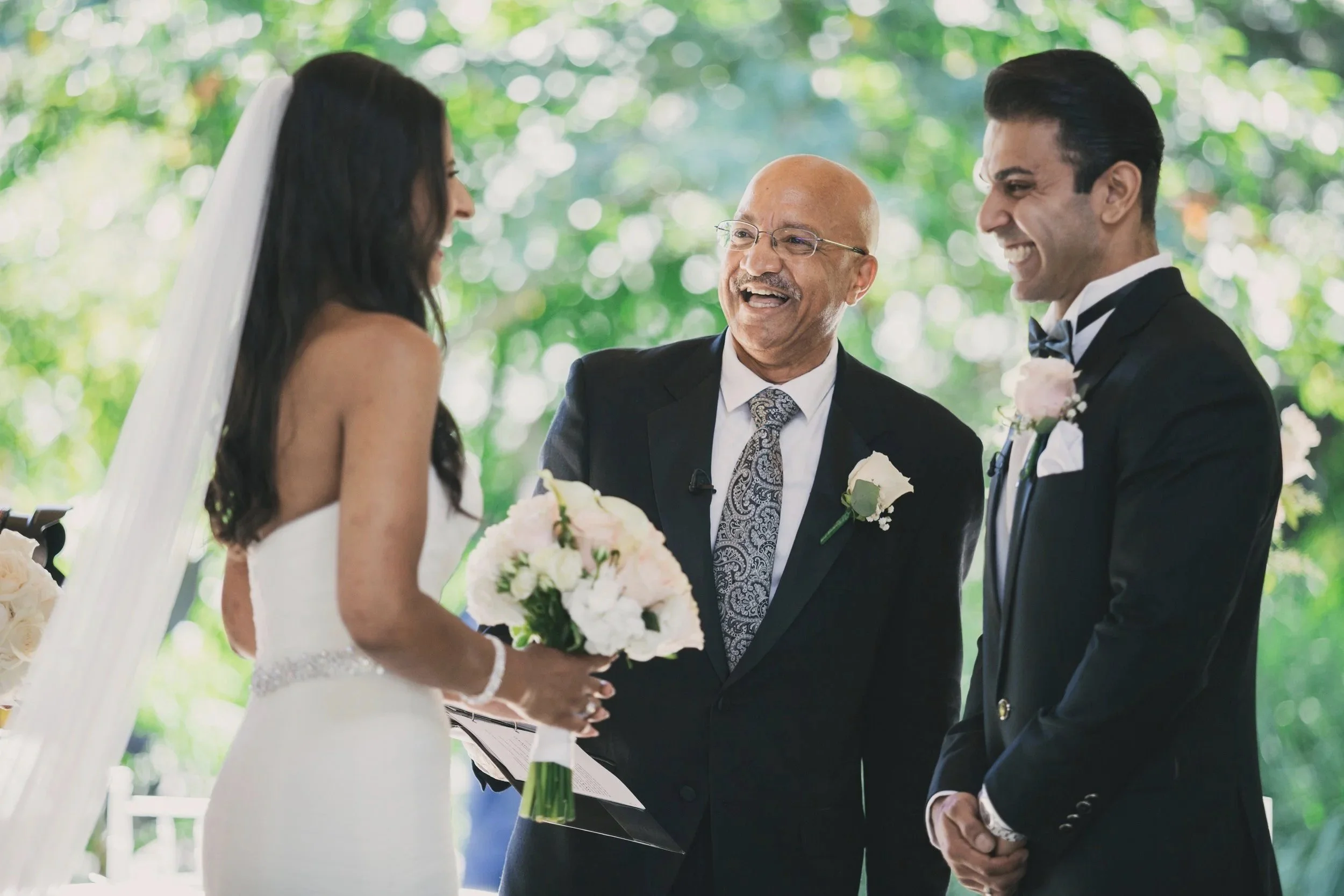 Officiant M www.dynamicweddings.ca - 3.jpg