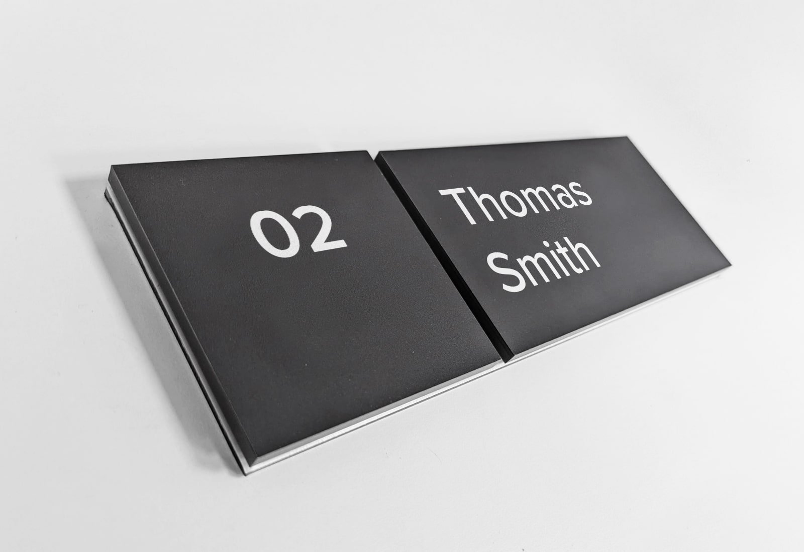 SignShop_MagneticModularDoorPlaque_Gallery1-min.jpg