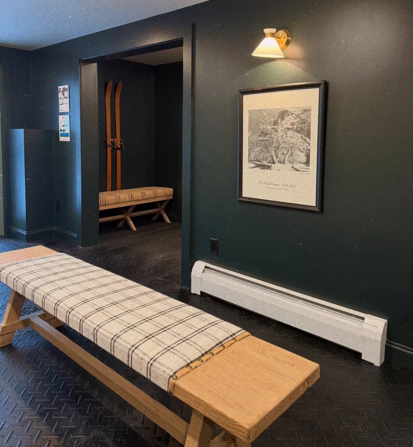 We&rsquo;ve been working super hard to present to you: Our brand new Ski Locker Room!🎿 

Unload your things when you arrive into your very own complimentary locker! 

Our new locker room is your spot to gear up for the day🏂⛷️

Walk right outside to