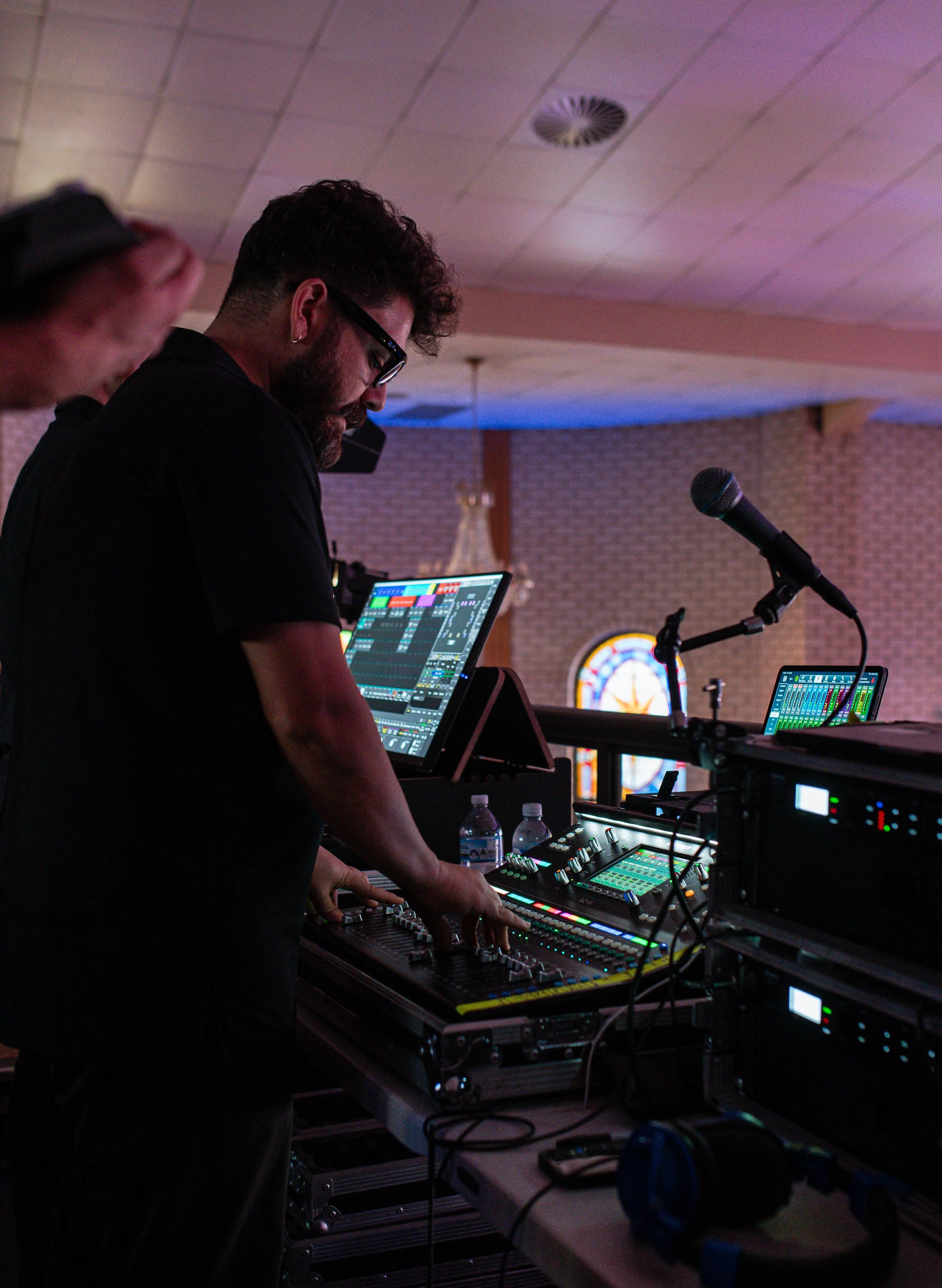 Live 1.jpg