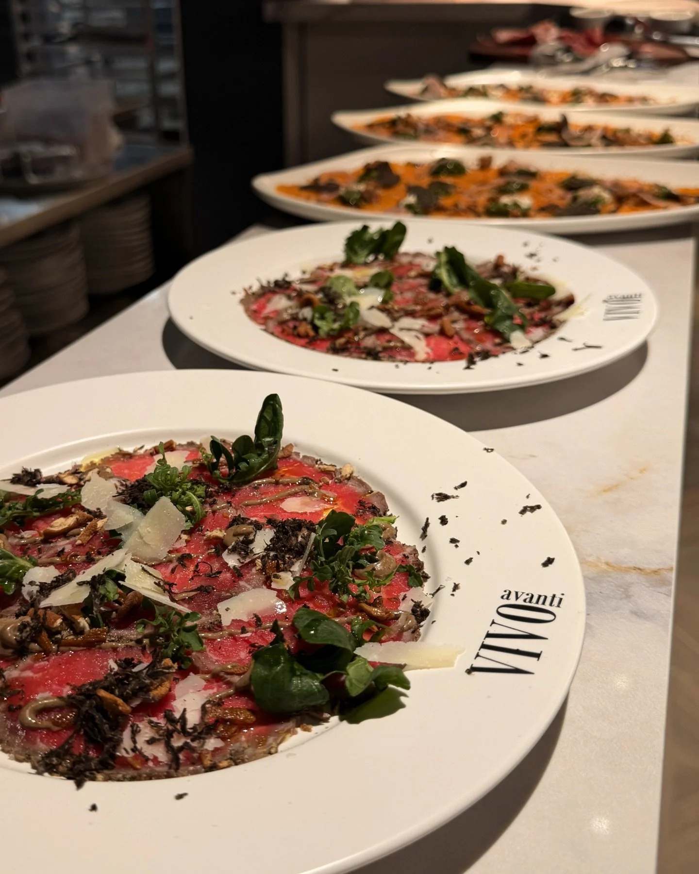 New location, new menu lineup 🍽️ Vivo Avanti King City is officially here and reservations are now open. Reserve your table through the link in our bio! 

#VivoAvanti #KingCity #newlocation