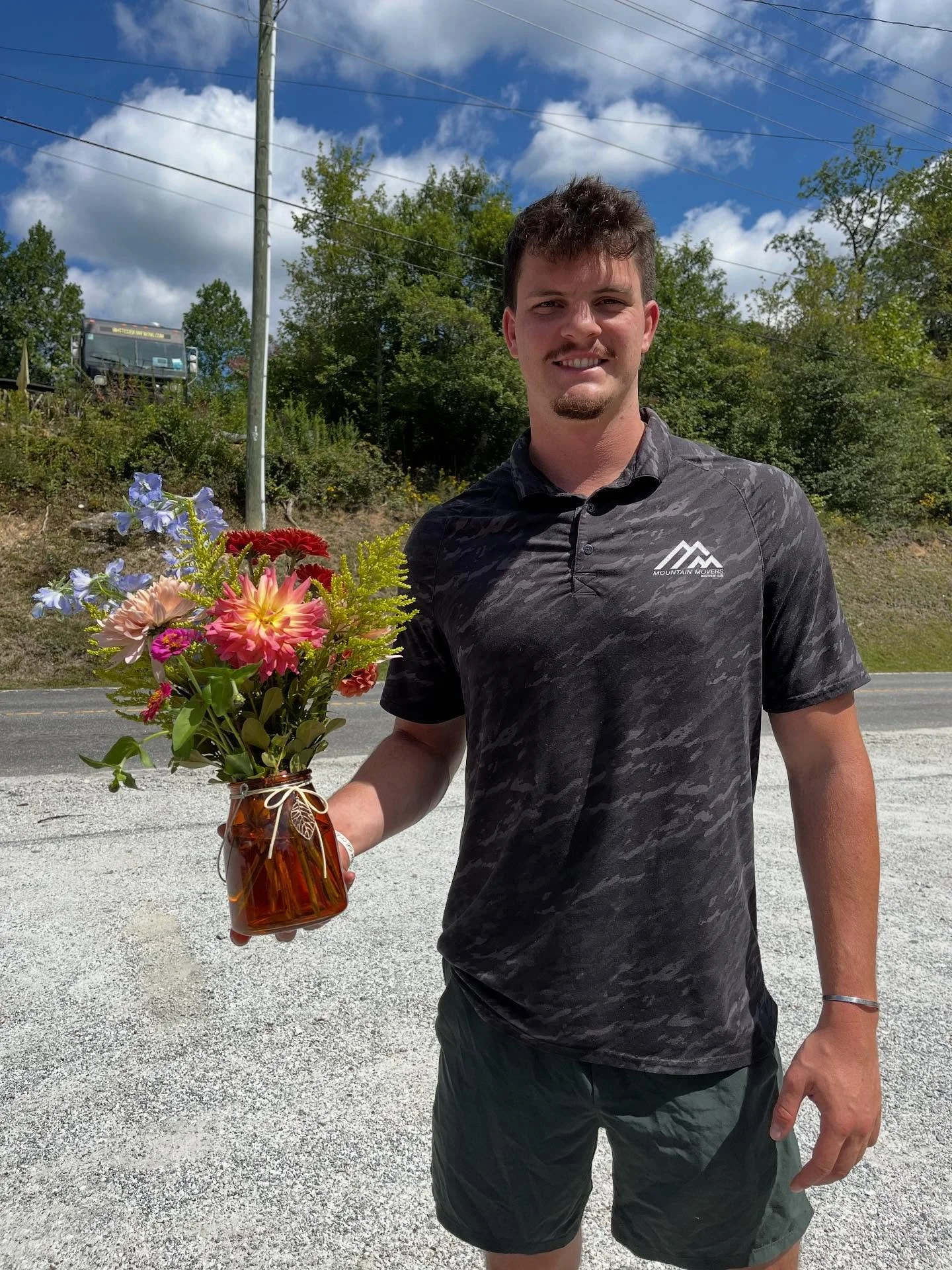 I always say that flowers make everything better, and today was no exception- a huge thank you to @mountainhomemovers, @pisgahlegal, and @loudermilkhomes for letting me be a part of how you and your awesome employees love on your teams, your clients,
