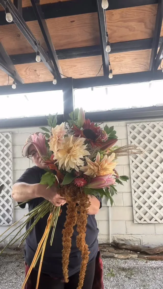 We will open later today (9/25) because of this crazy rain, so come see us from 11:30 to 5pm at the flower truck today! (121 NC-107, Cashiers) In the meantime, here’s a gorgeous fall bouquet featuring cafe au lait dahlias and other favorites #c