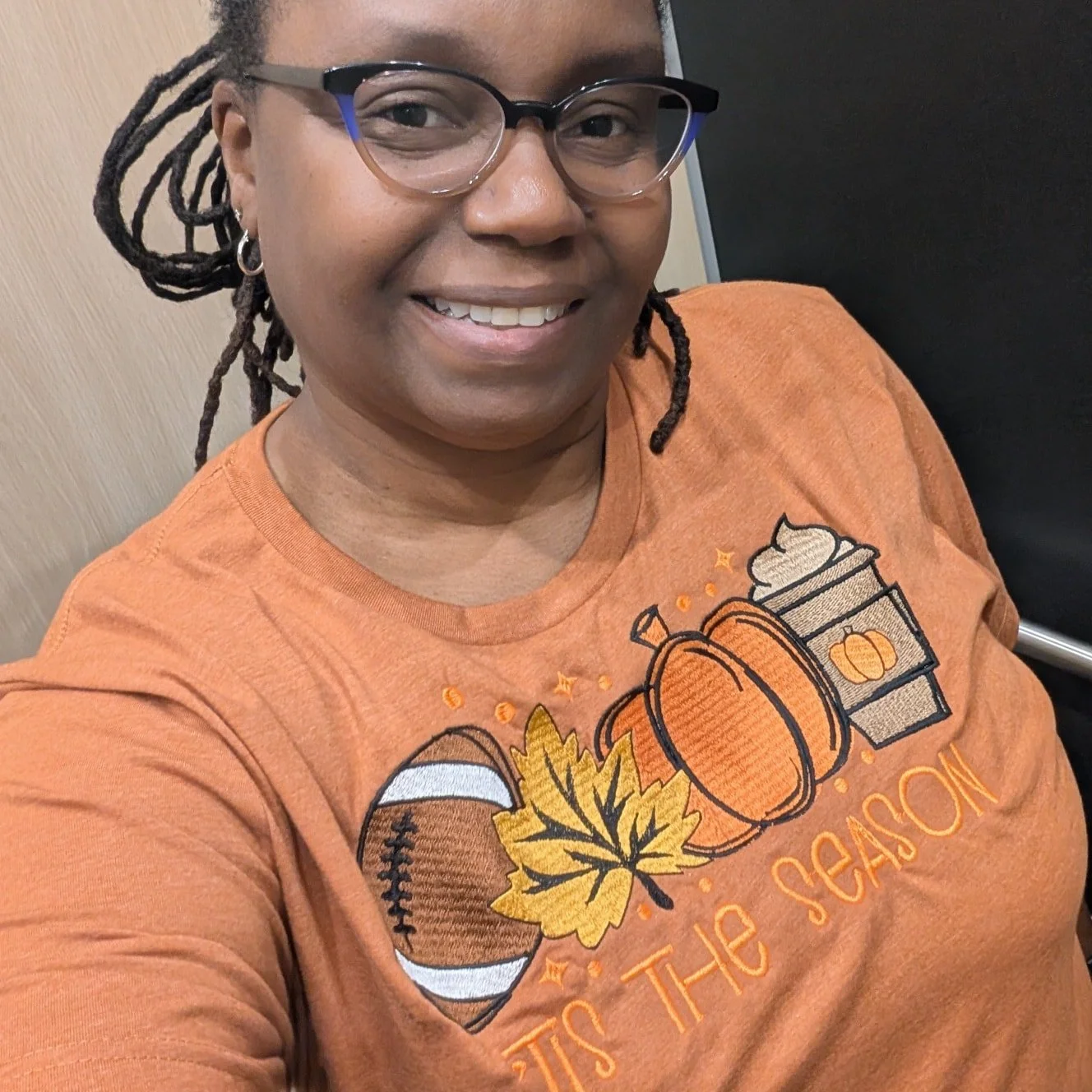 🍁🏈☕ Tonight&rsquo;s not just NFL kickoff&mdash;it&rsquo;s the kickoff of fall magic!

Football games, pumpkin spice lattes, cozy weekends, and festive tees are officially in season. ✨

Who else is ready for crisp air, cozy vibes, and pumpkin everyt