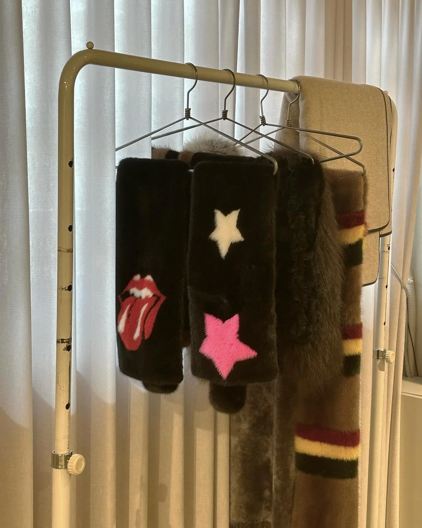 🎸🖤