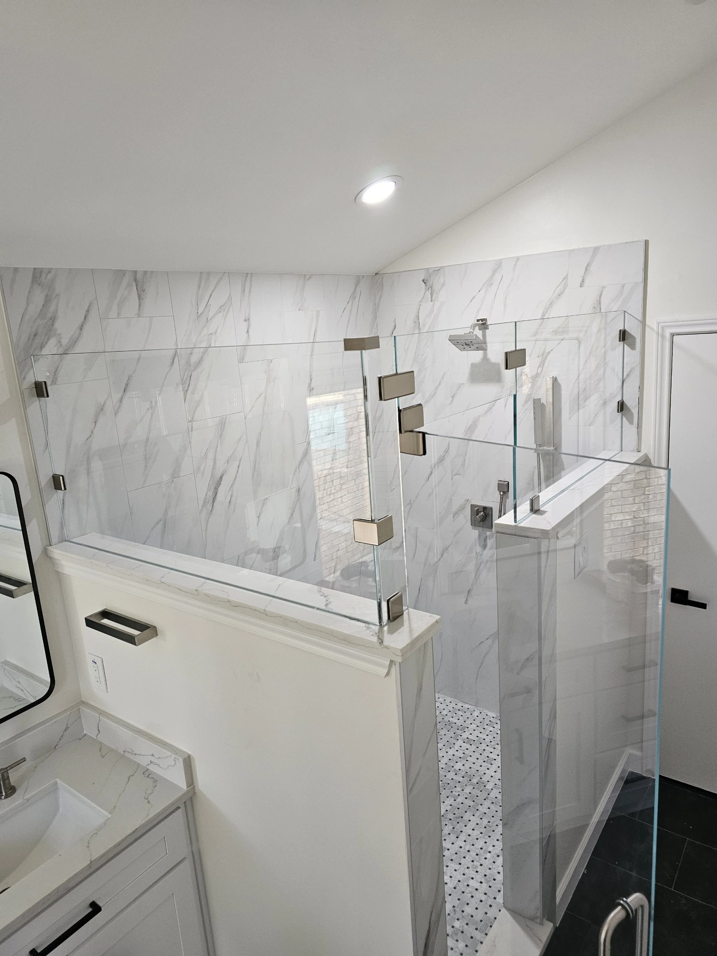 110 La vista project: Master shower