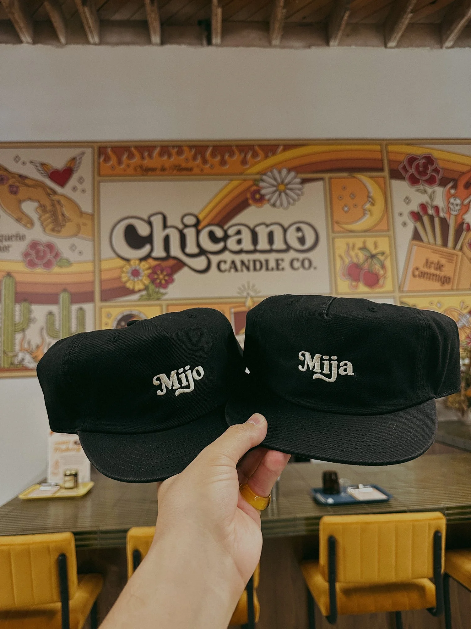 Mijo_Mija_hat_03.jpg