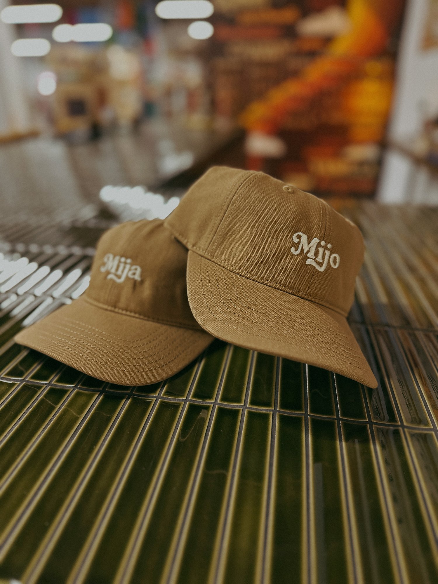 Mijo_Mija_hat_02.jpg