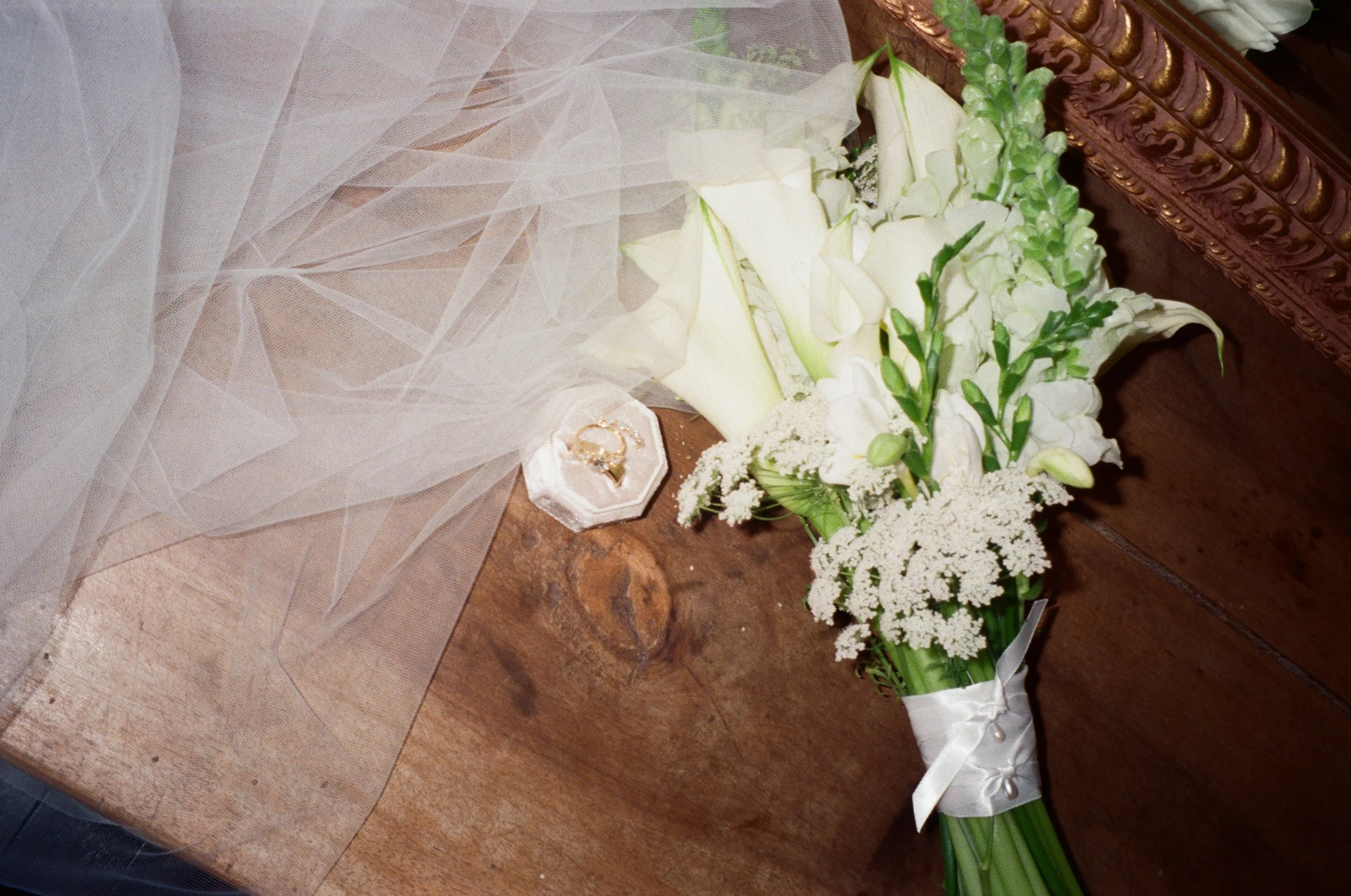 Belle+Todd-35mmfilm15.jpg