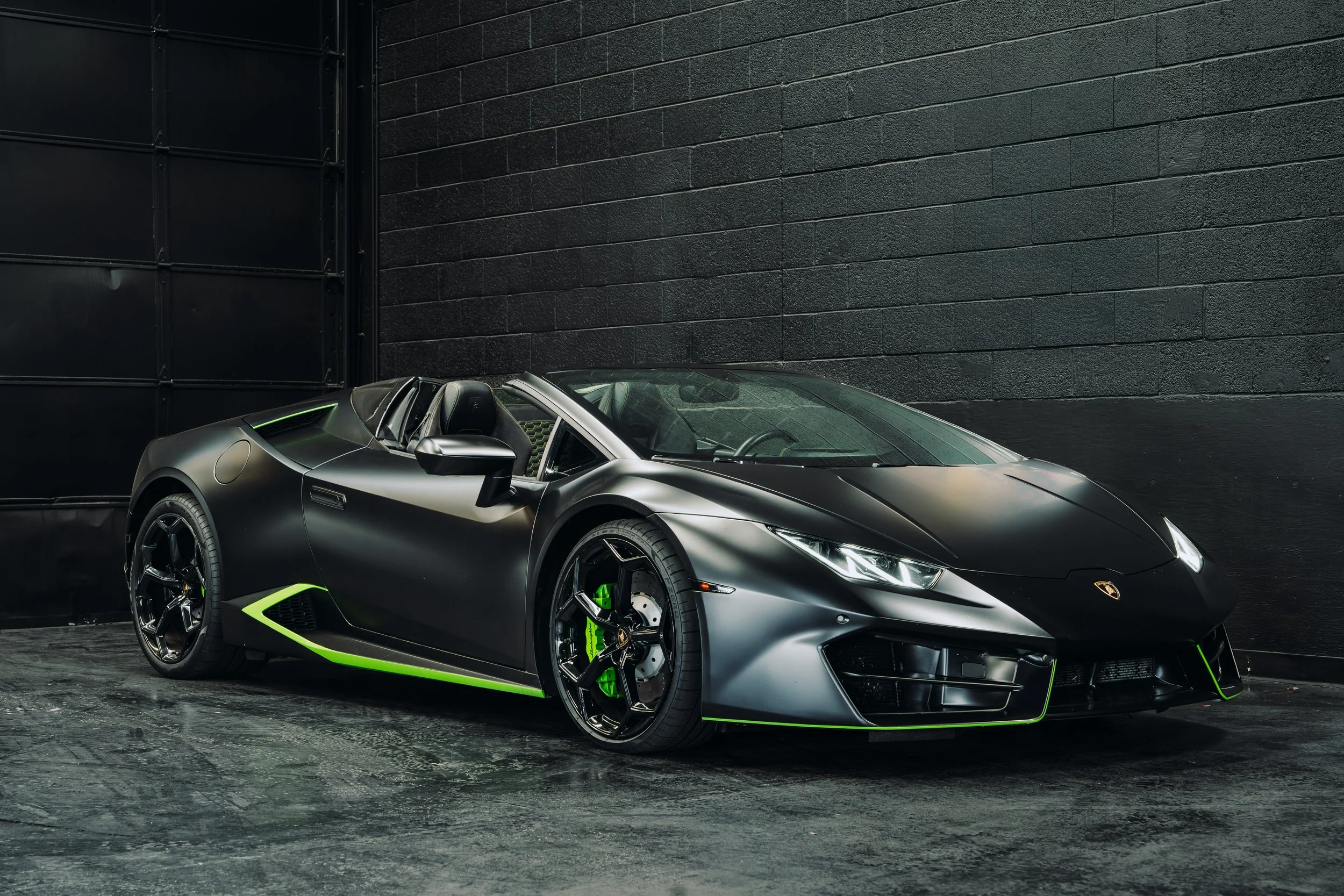 Lamborghini
Huracan Spyder Green Front View