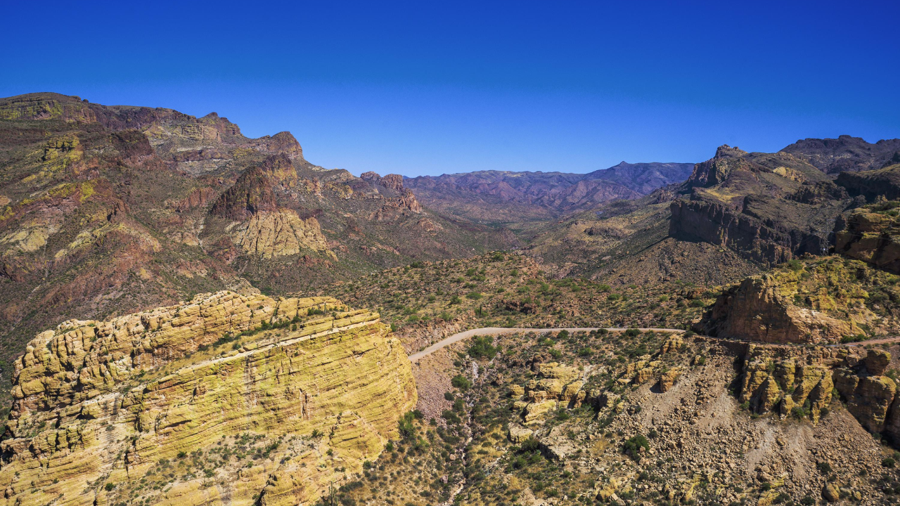 Apache Trail (State Route 88)