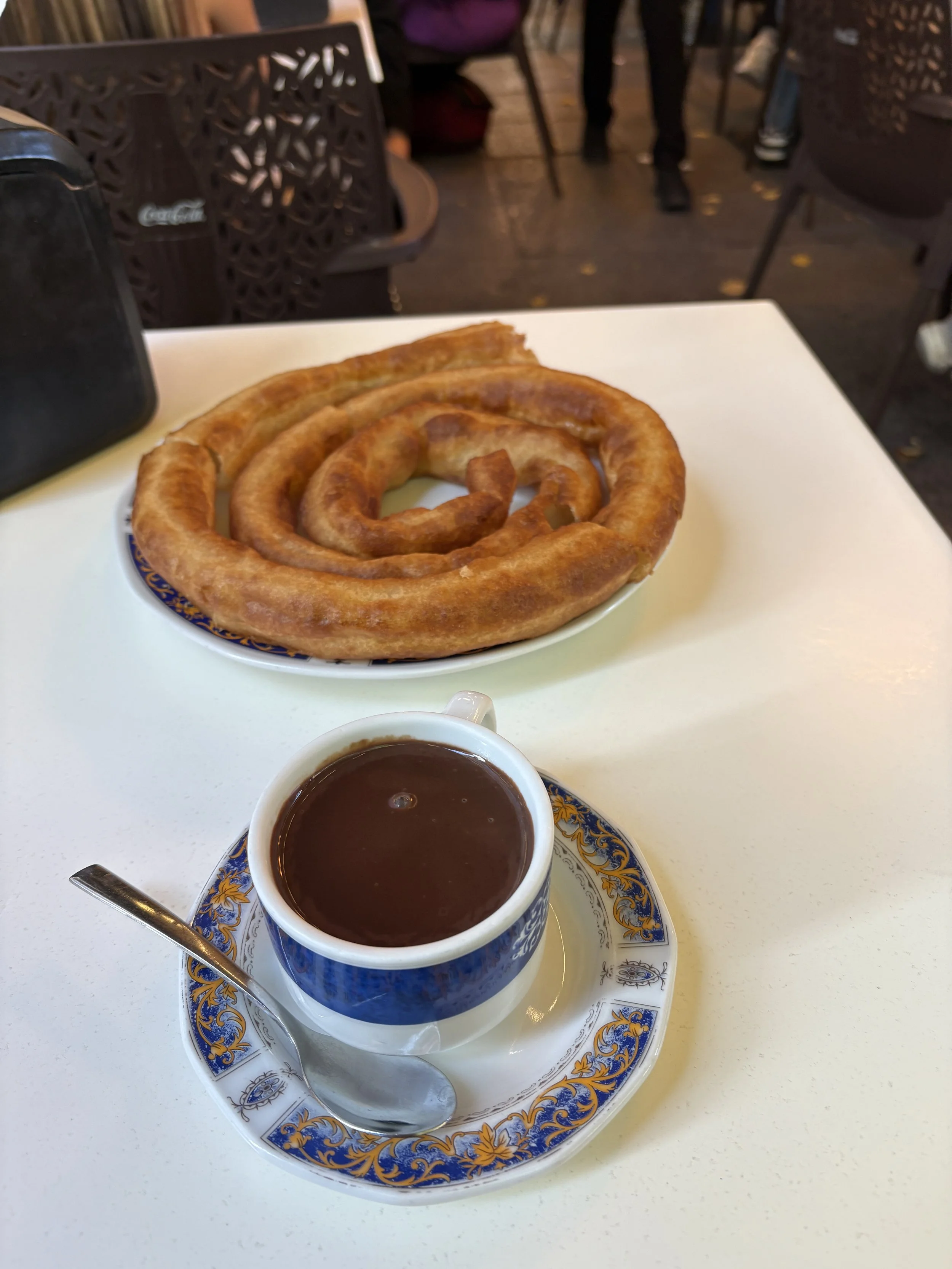 Churros con chocolate, de chocolade was er voor mij te veel aan. 