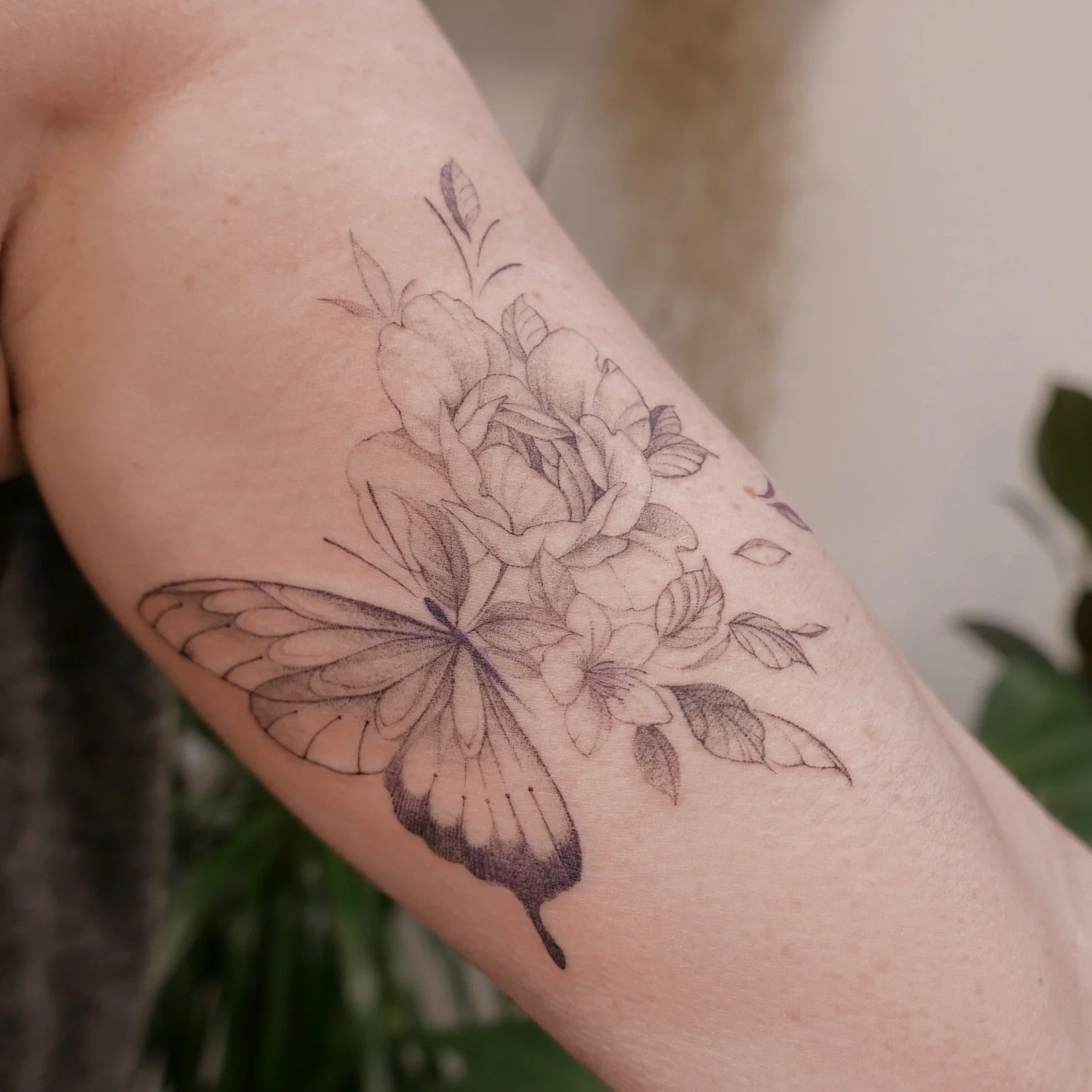 🦋