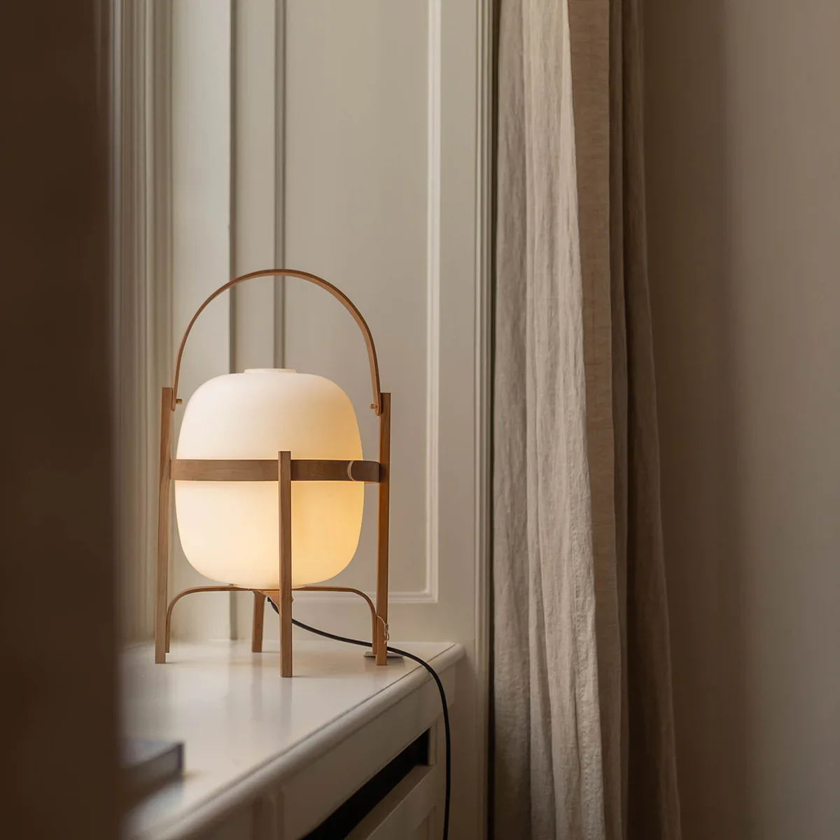by-molle-cesta-lamp.webp