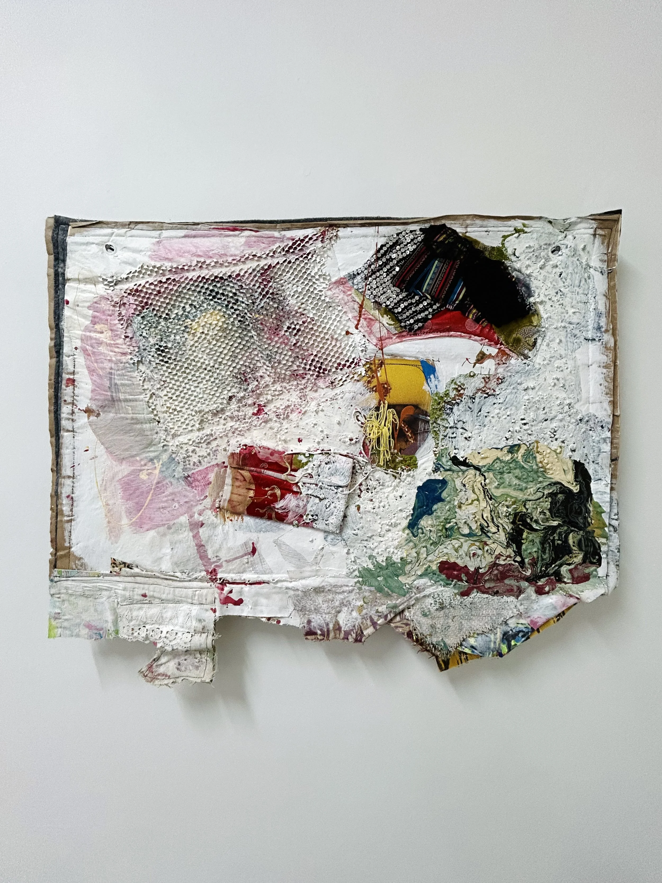  SMALL PURSE #12 
 Fabrics, paint, small purse, paper, textures, collage
 91,5 X 81 X 2,5 cm
 2022