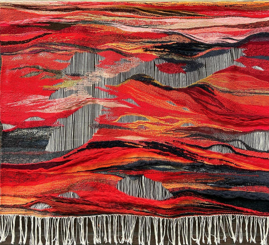  Anastasiia Stefaniuk 
 LAVA
 2022-2023
 97 x 123 cm
 Handwoven tapestry
 Mixed yarns