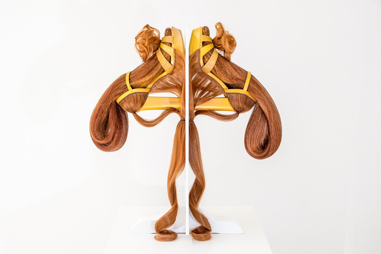 MICKI CHOMICKI
Sunday - 2024
Synthetic fiber application on golden heeled sandals / acrylic paint