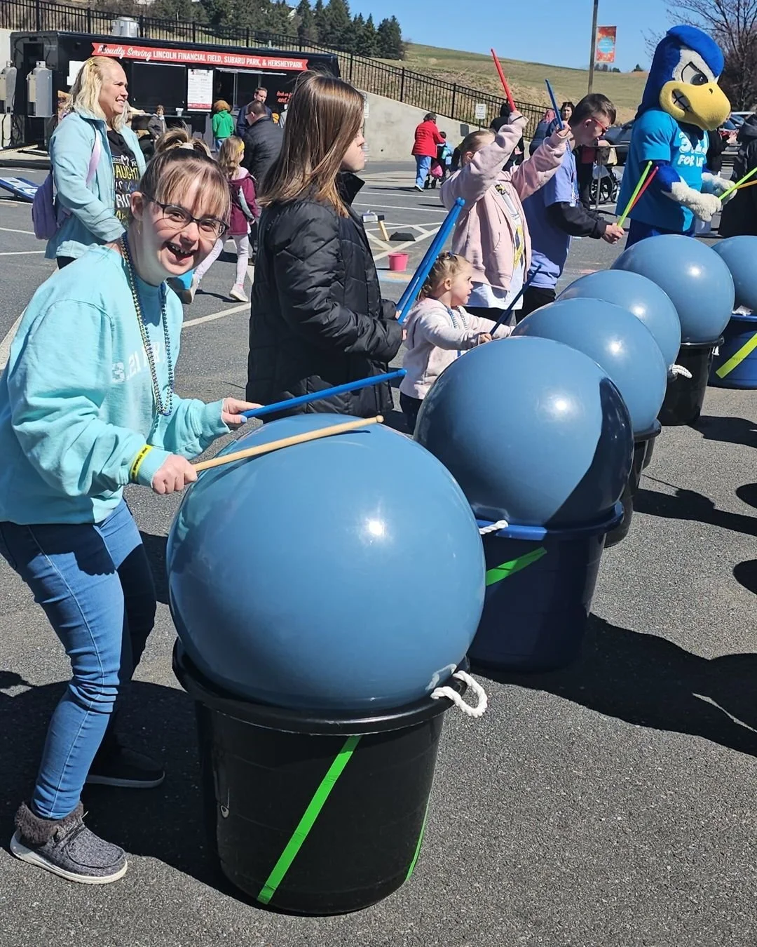 We are thankful for our grant recipients - their leaders and volunteers - you bring this JOY to participants every single day 🌟 You provide opportunity, inclusion and hope by leading cardio drumming, teaching field hockey skills, creating friendship