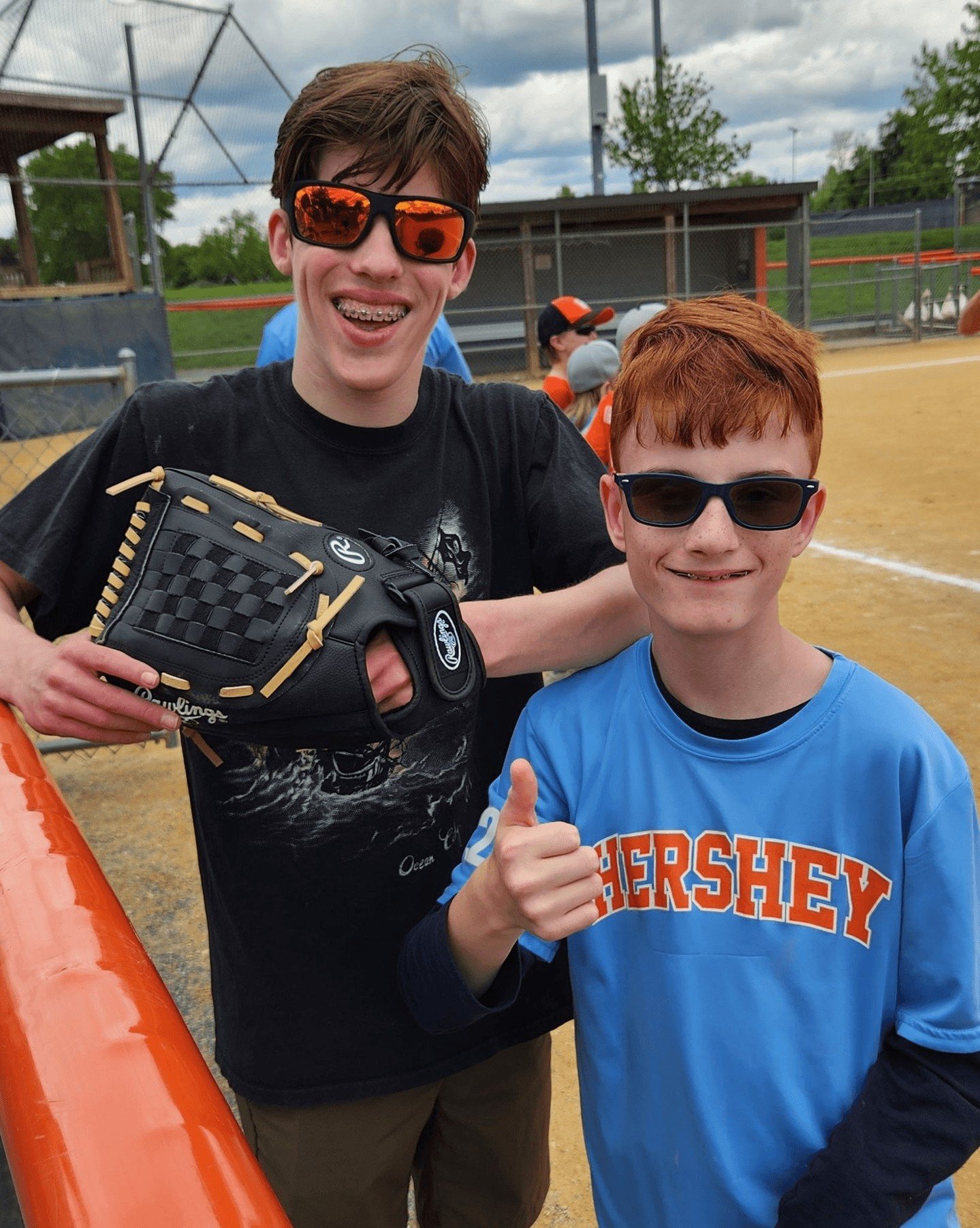 Dreaming of sunny skies and green grass?? Registration is LIVE for BASEBALL in Hershey and Camp Hill ⚾ 

Check-out their flyers and visit their websites for more information - we hope to see YOU out on the field this spring!!
Hershey: link in story
C