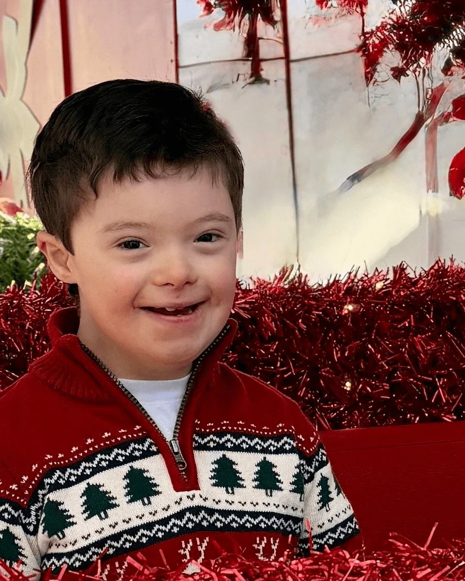 Check-out our STAR spotlight of the week 💙 💛

Greyson is in 3rd grade 📚️ 
He loves the beach 🏖️
Swimming 🏊&zwj;♂️ 
Singing &amp; dancing 🕺
and spending time with his family ❤️ 

Interested in being a STAR spotlight? Send us a DM 📧 

#321forlif