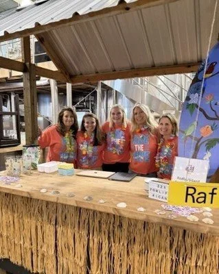 Thanks to many individuals and businesses in our community we had SO many awesome items in included in our silent auction and raffle!! See below for all of the donors ⬇️ 

NDSS
Alex Mosenson
Shoppes on Chocolate
Emily Broome Photography
Brooke Sheaff