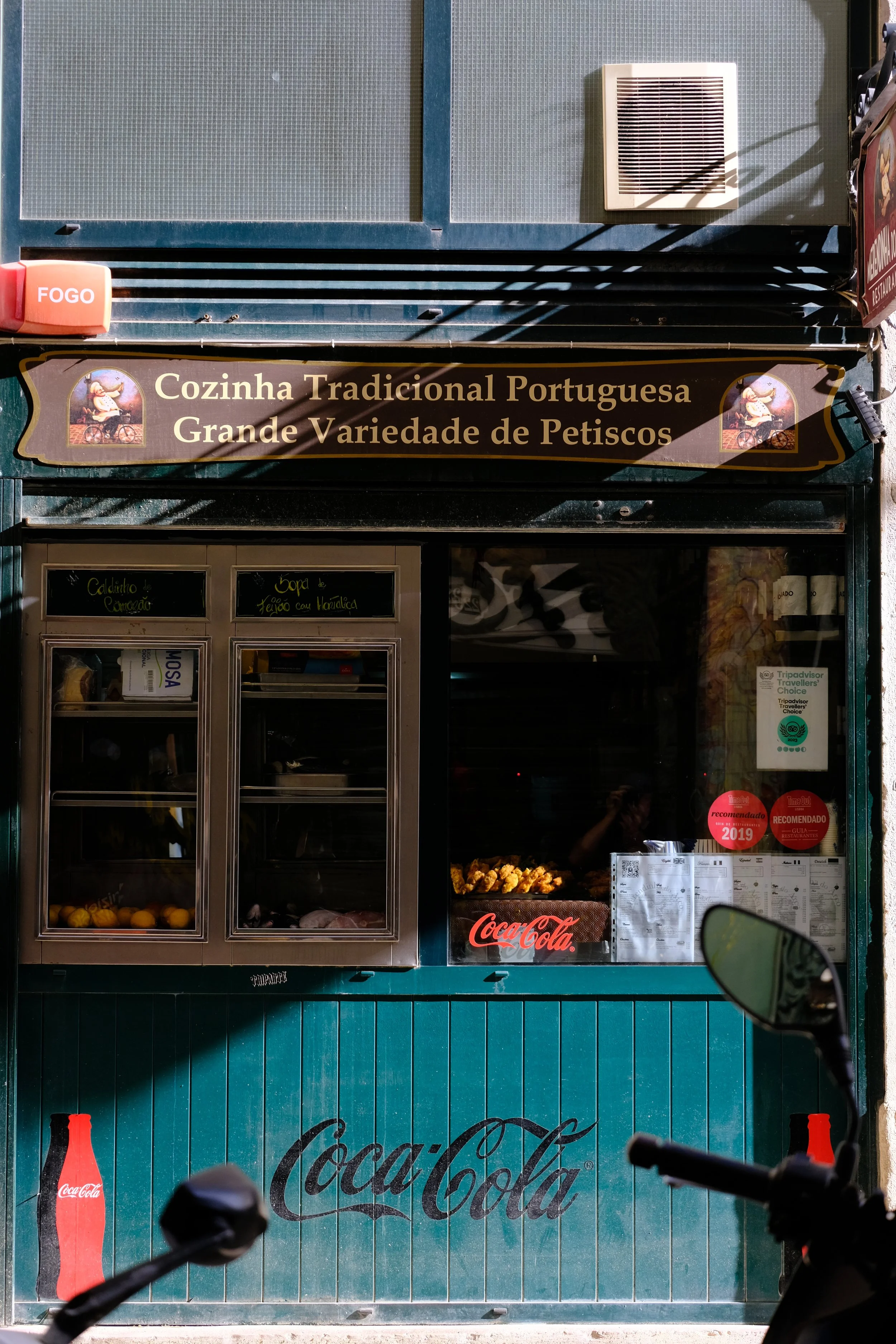 Portguese food stand.JPG