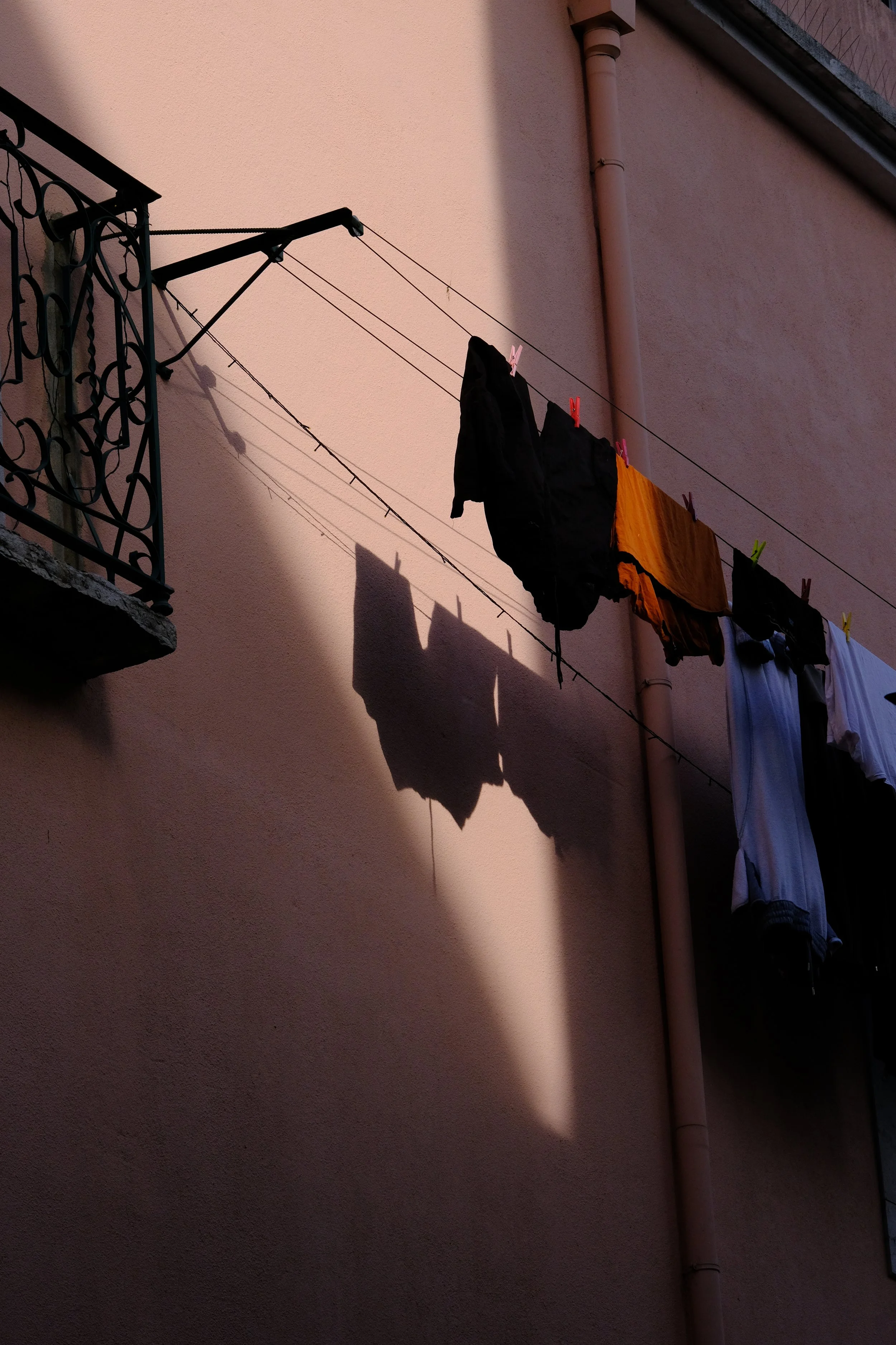 Laundry in Lisbon.JPG