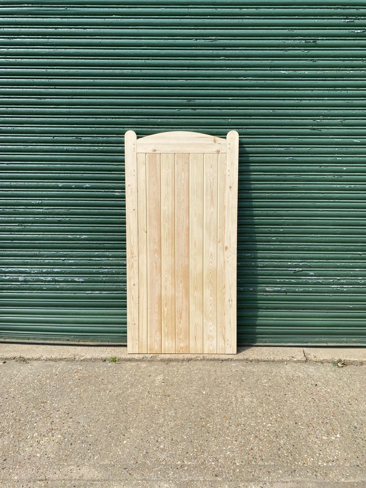 Wooden Curved Top Pedestrian Gate - Tongue & Groove - 'Crescent'