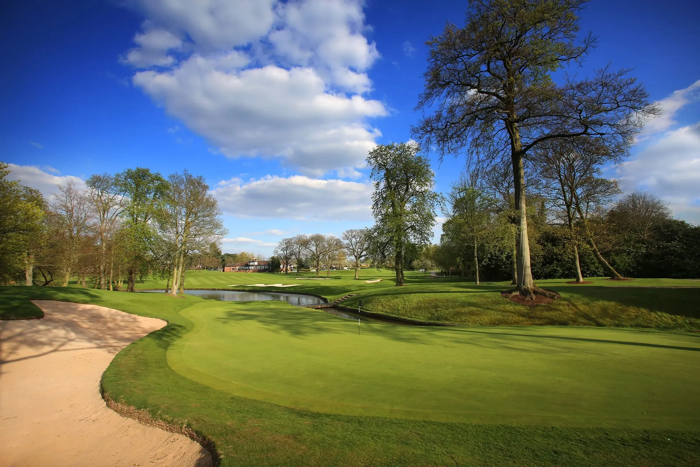 Playing Golf Alone: How to Book Tee Times as a Single in the UK &amp; Ireland (And Actually Enjoy It)