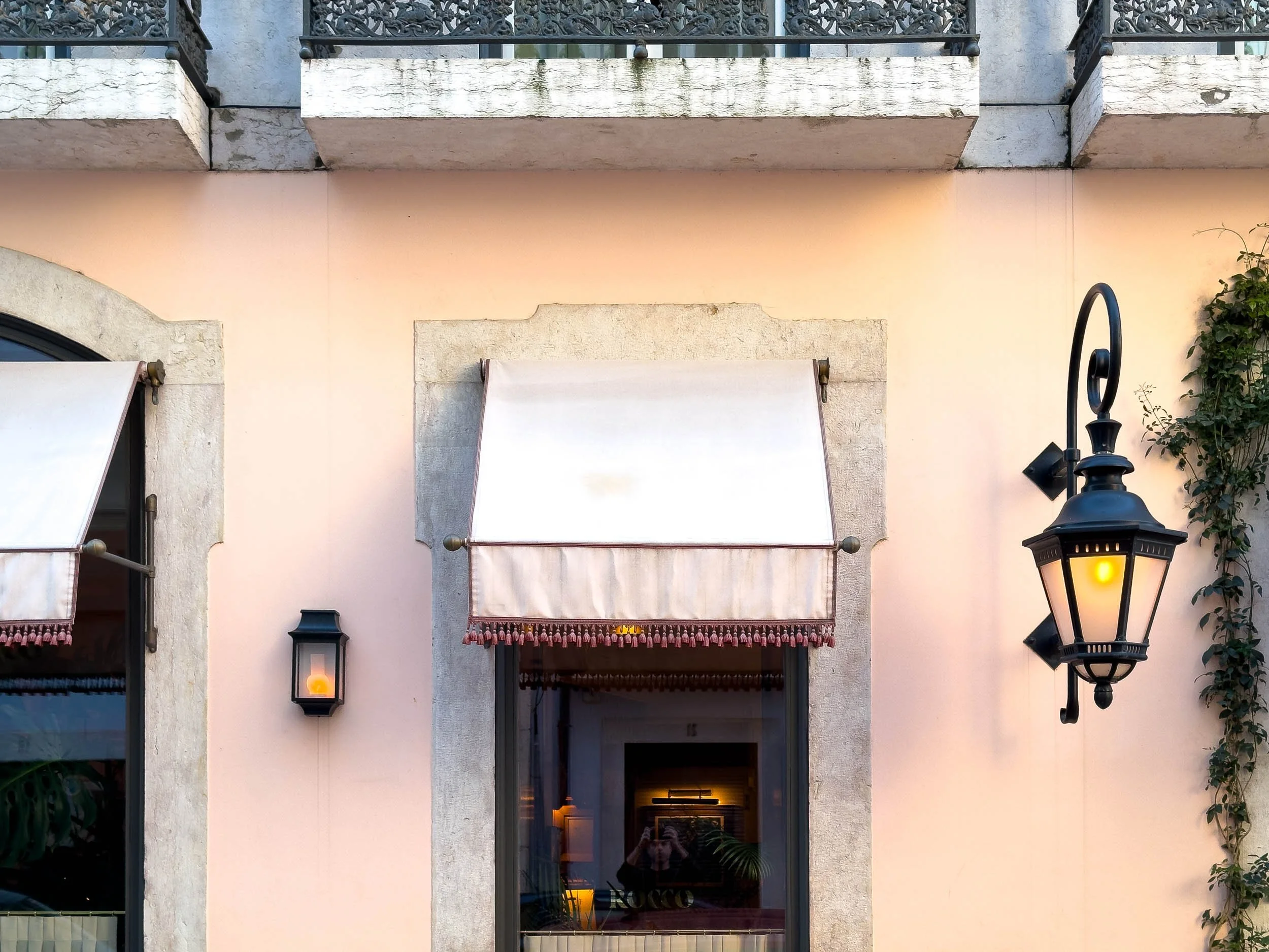 Rocco restaurant-1.jpg