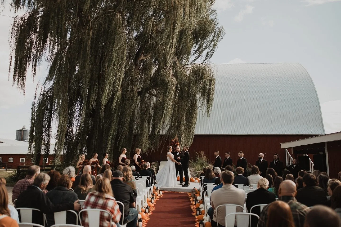 ✨
willow tree ceremonies have our heart.