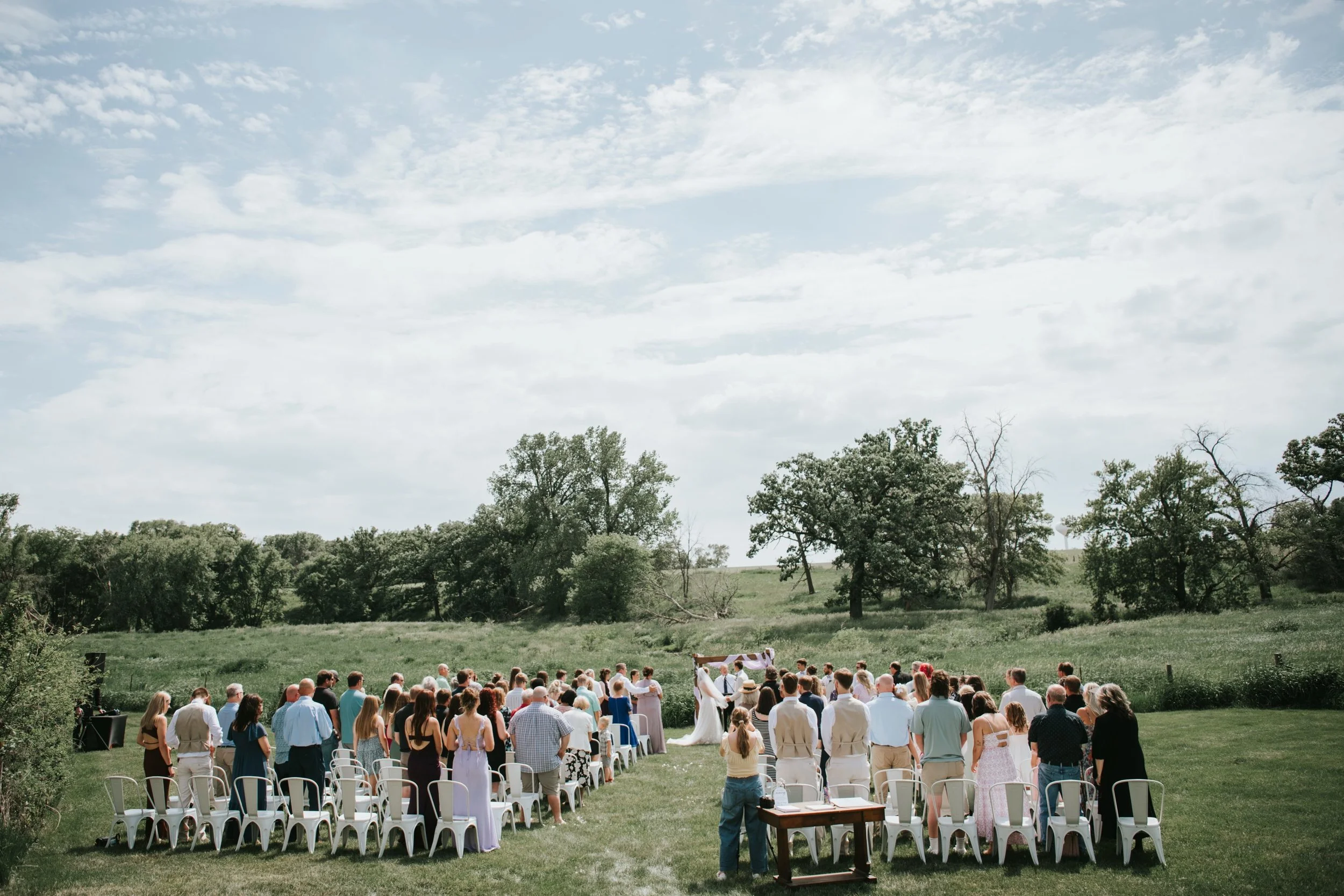 Some of our favorite moments documented by the obviously talented @pbm.creative 📷 of L+A&rsquo;s special day at The Cottage!
.
We are in love with their color scheme!