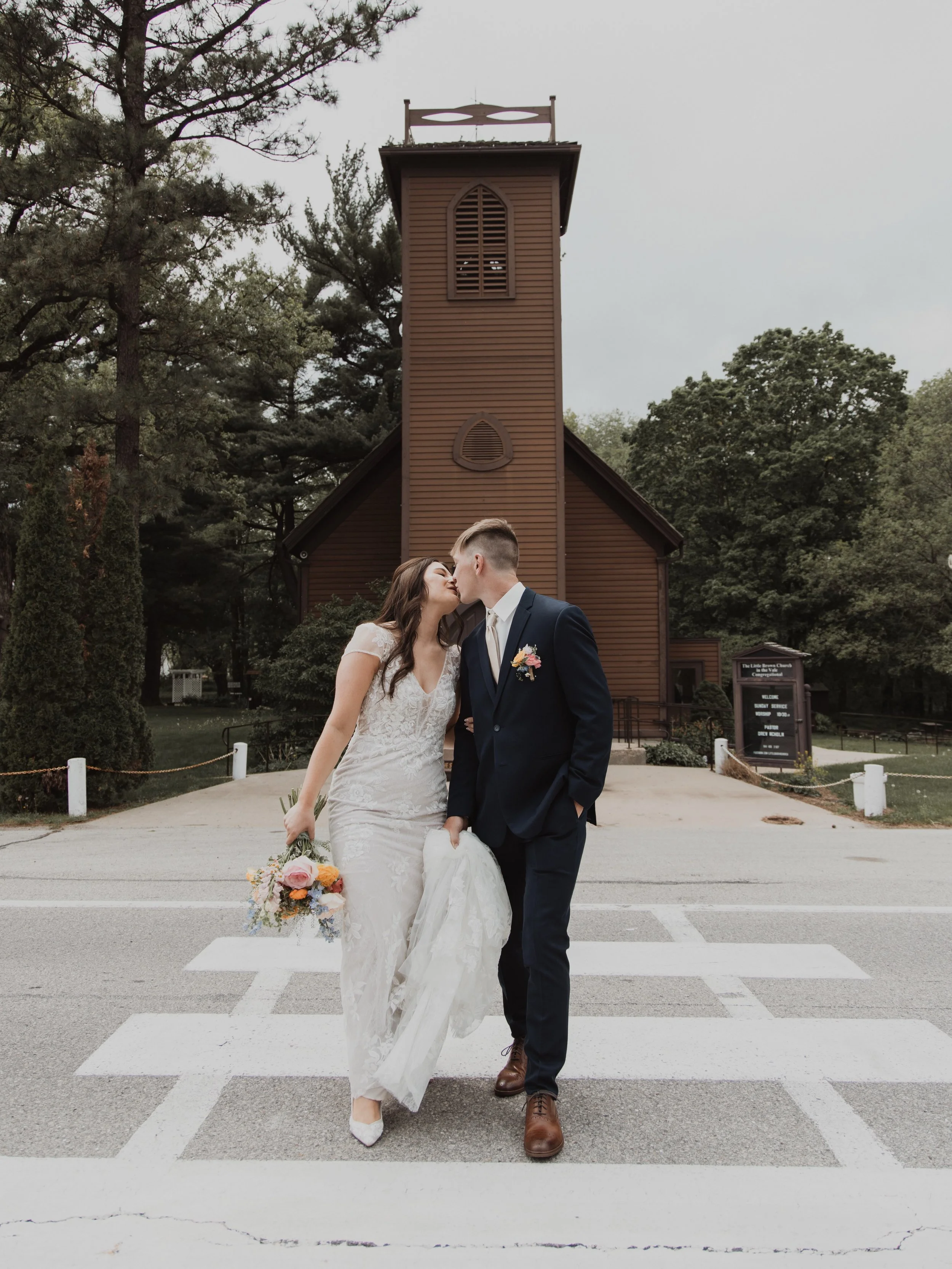 Some of our first glance favorite details from Ab &amp; Lauren&rsquo;s special day! They are the sweetest couple who wanted a colorful, small town feel for their wedding&hellip; and they couldn&rsquo;t have done better than combining an intimate cere