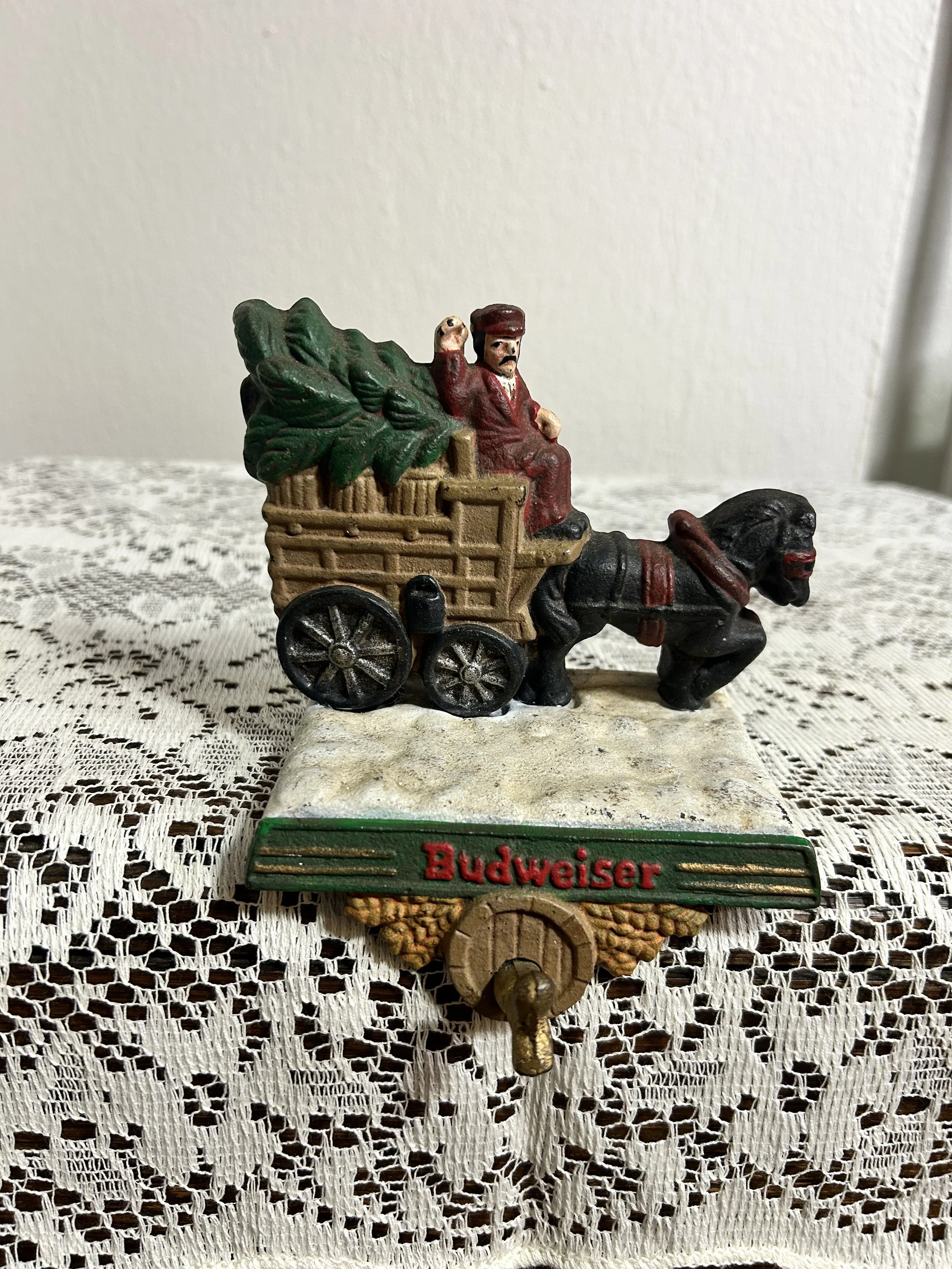 Vintage Enesco Cast Iron Budweiser Clydesdale Beer Wagon Stocking Hanger