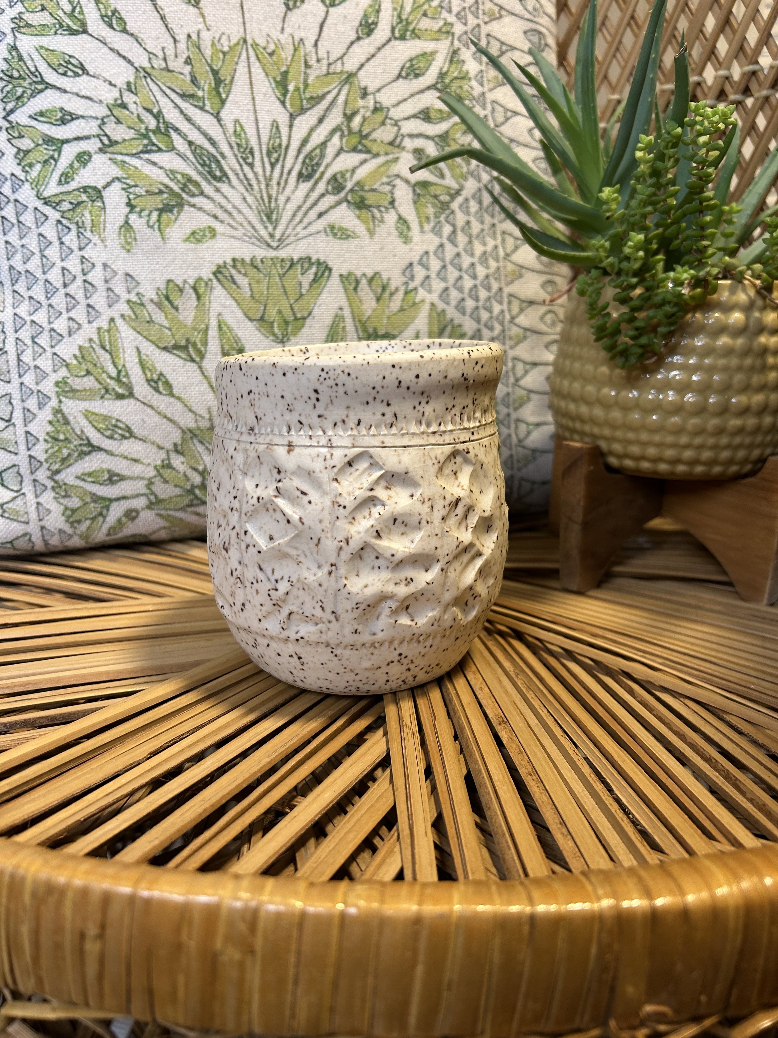 Vintage Speckled Pottery Piece – Black & White BB Signed 🖤✨ One-of-a-Kind Studio Pottery