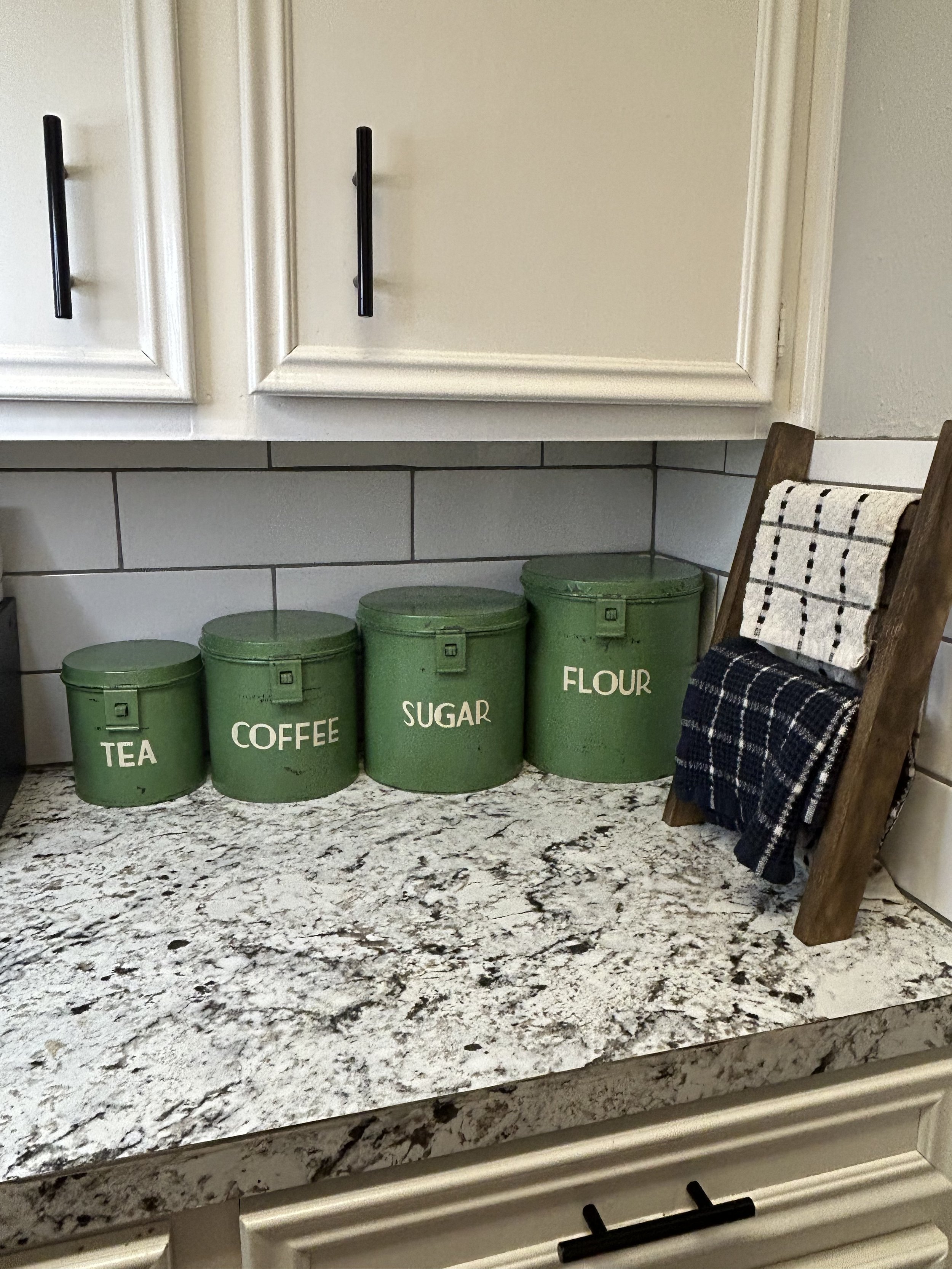 Vintage Two’s Company Galvanized Metal Canisters – Set of 4 🌿✨ Rustic Farmhouse Vibes