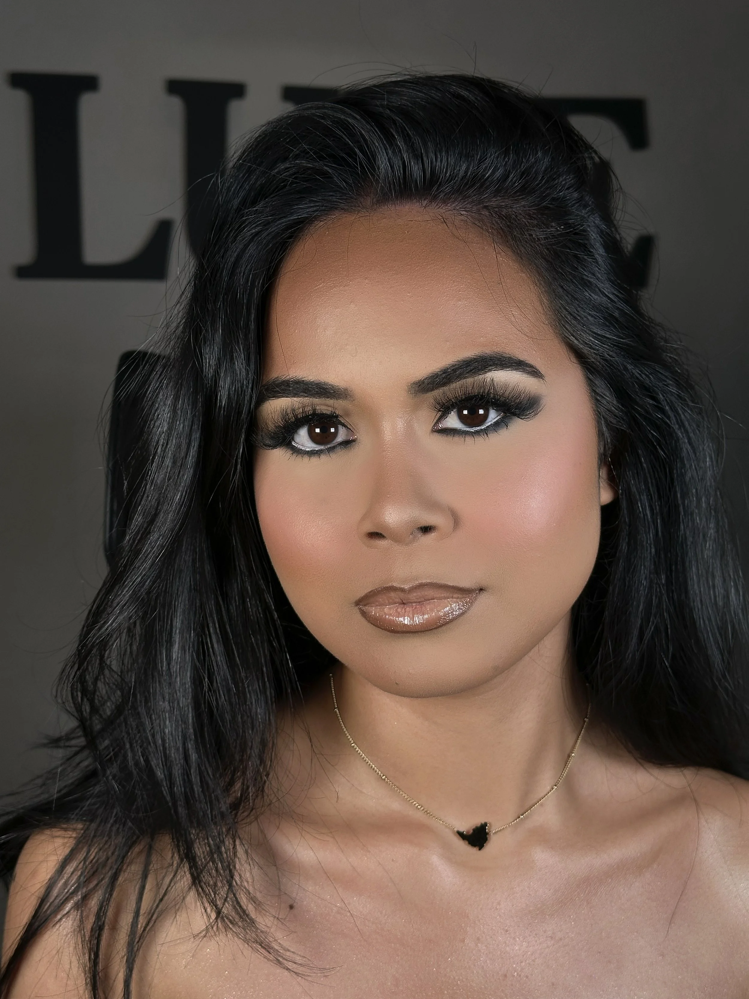 Luxe Buttercup Glam- Natural matte or glowy Soft Glam. This glam can be learned step by step with the Online Makeup Academy Soft Glam Artistry Course (Includes 5 looks). 