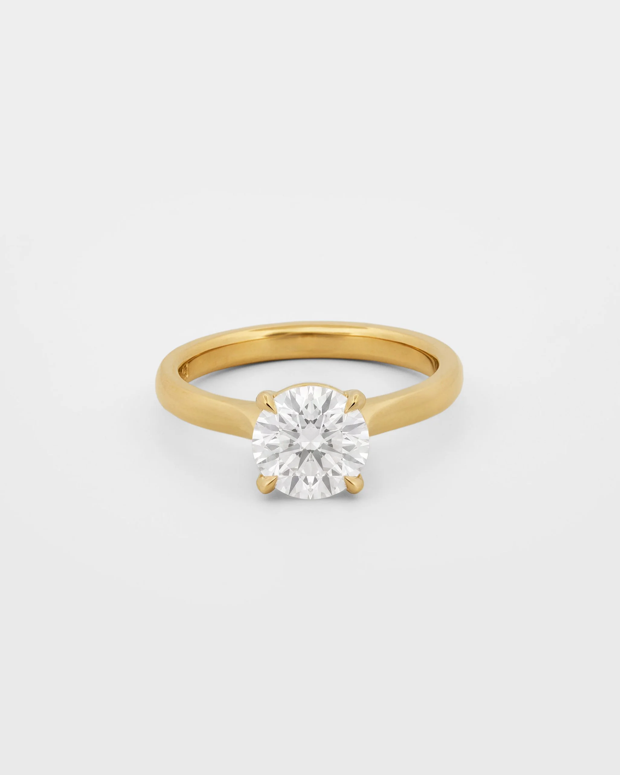 Round Diamond Solitaire