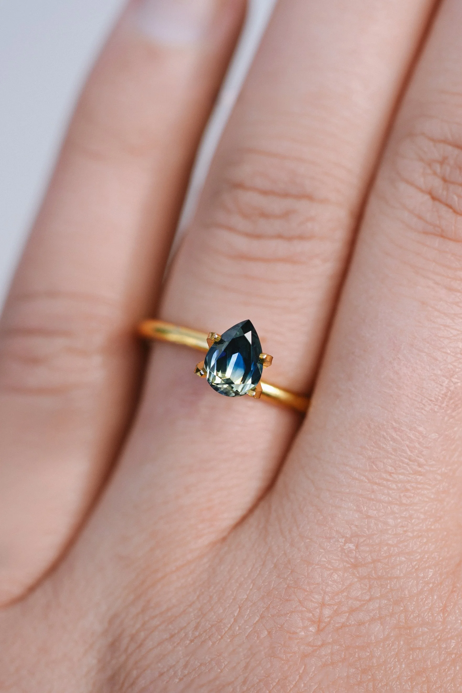 0.99ct Pear Cut Parti Australian Sapphire