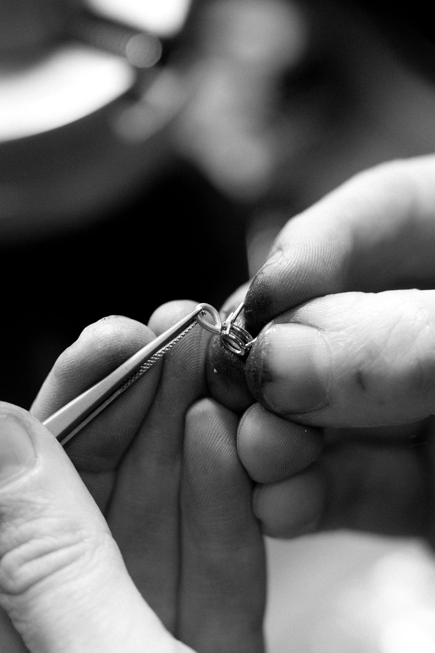 1ct_Oval_Bendant_Making.jpg
