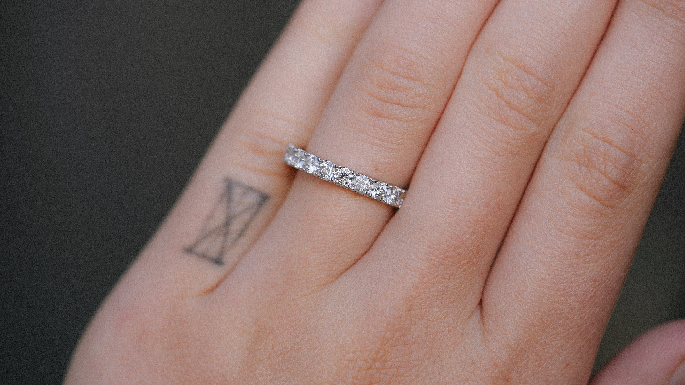 https://tink-jewellery.squarespace.com/s/TINKJewellerycastlesetweddingband.mp4